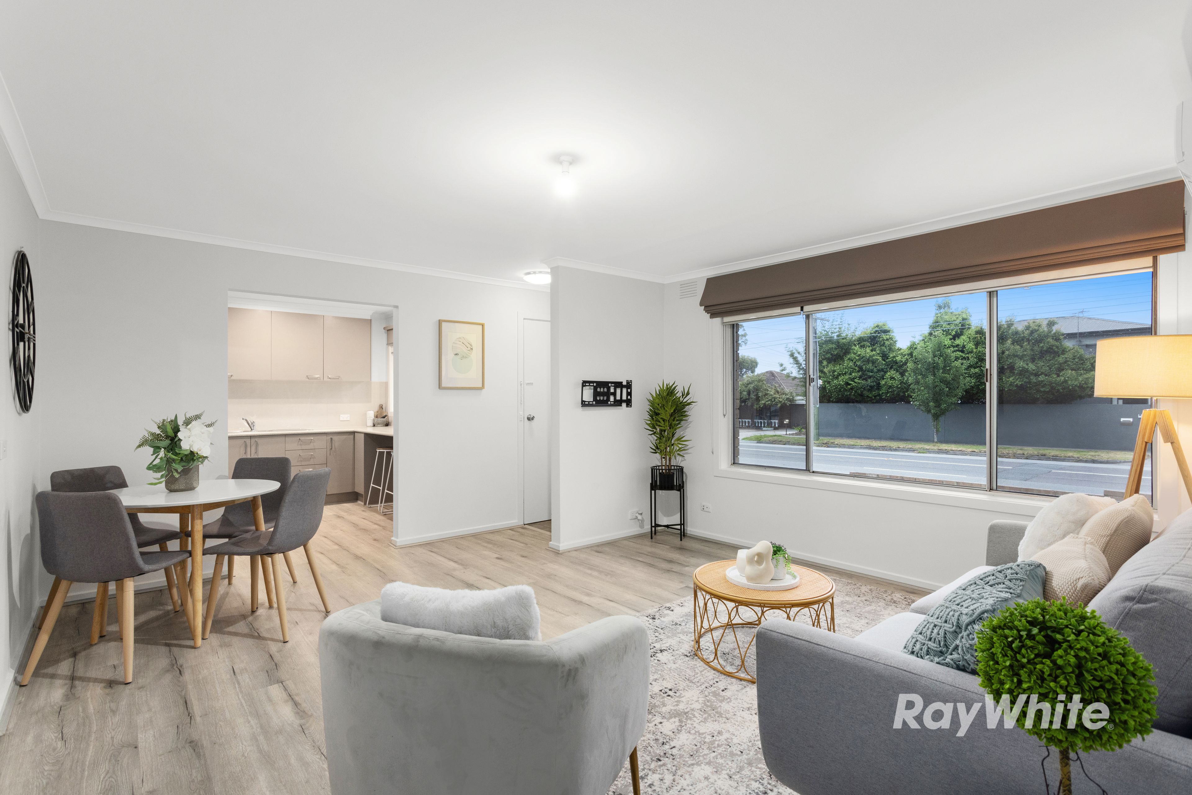 258 Warrigal Road, Cheltenham VIC 3192