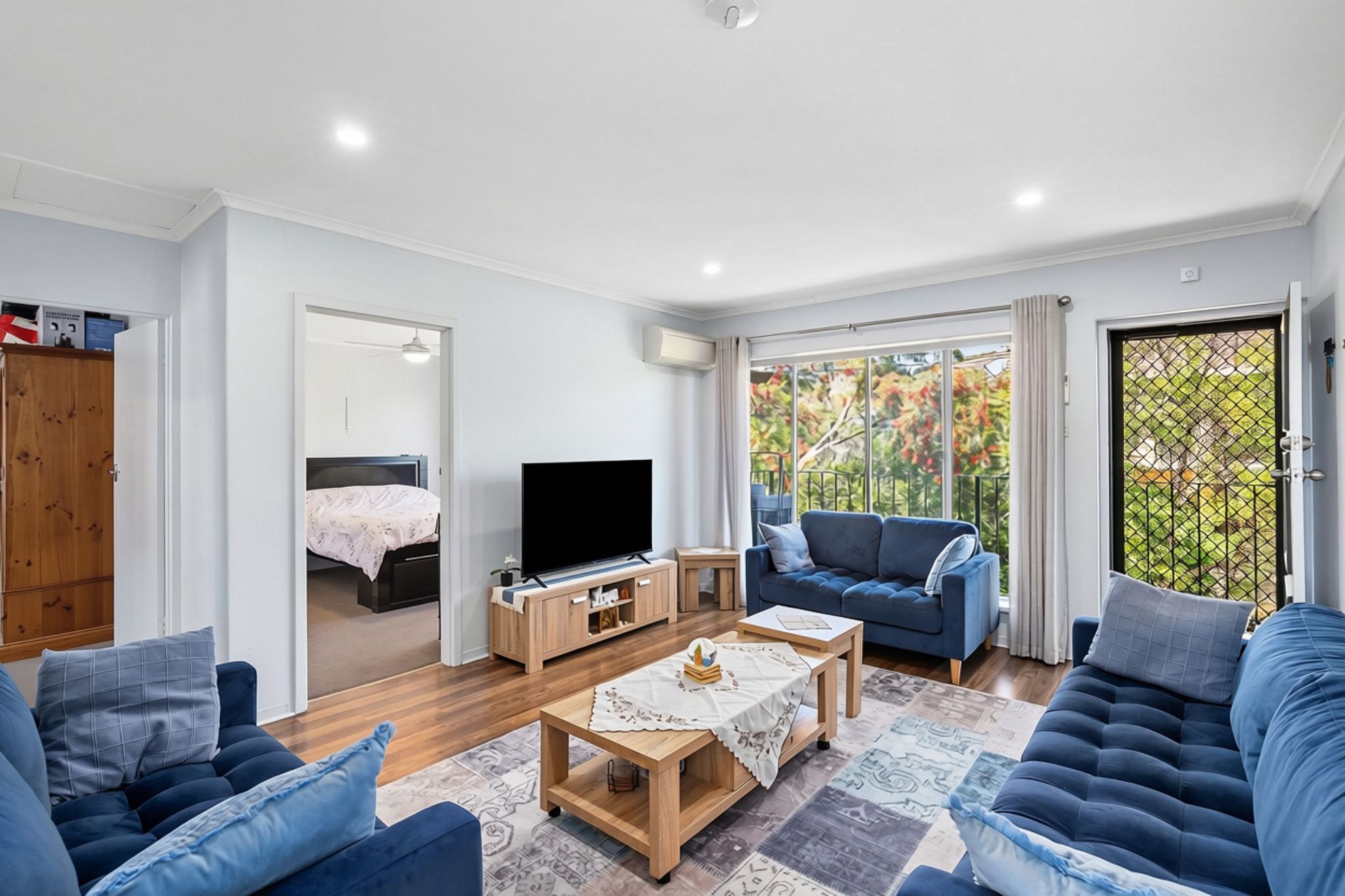 4/114 Cashel Street — photo 3 of 10