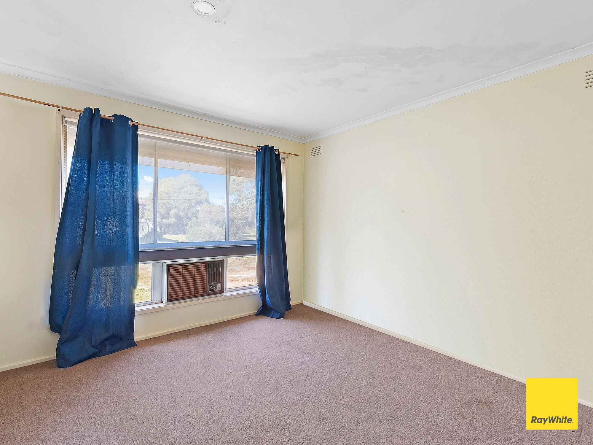35 Ottrey Street — photo 17 of 23
