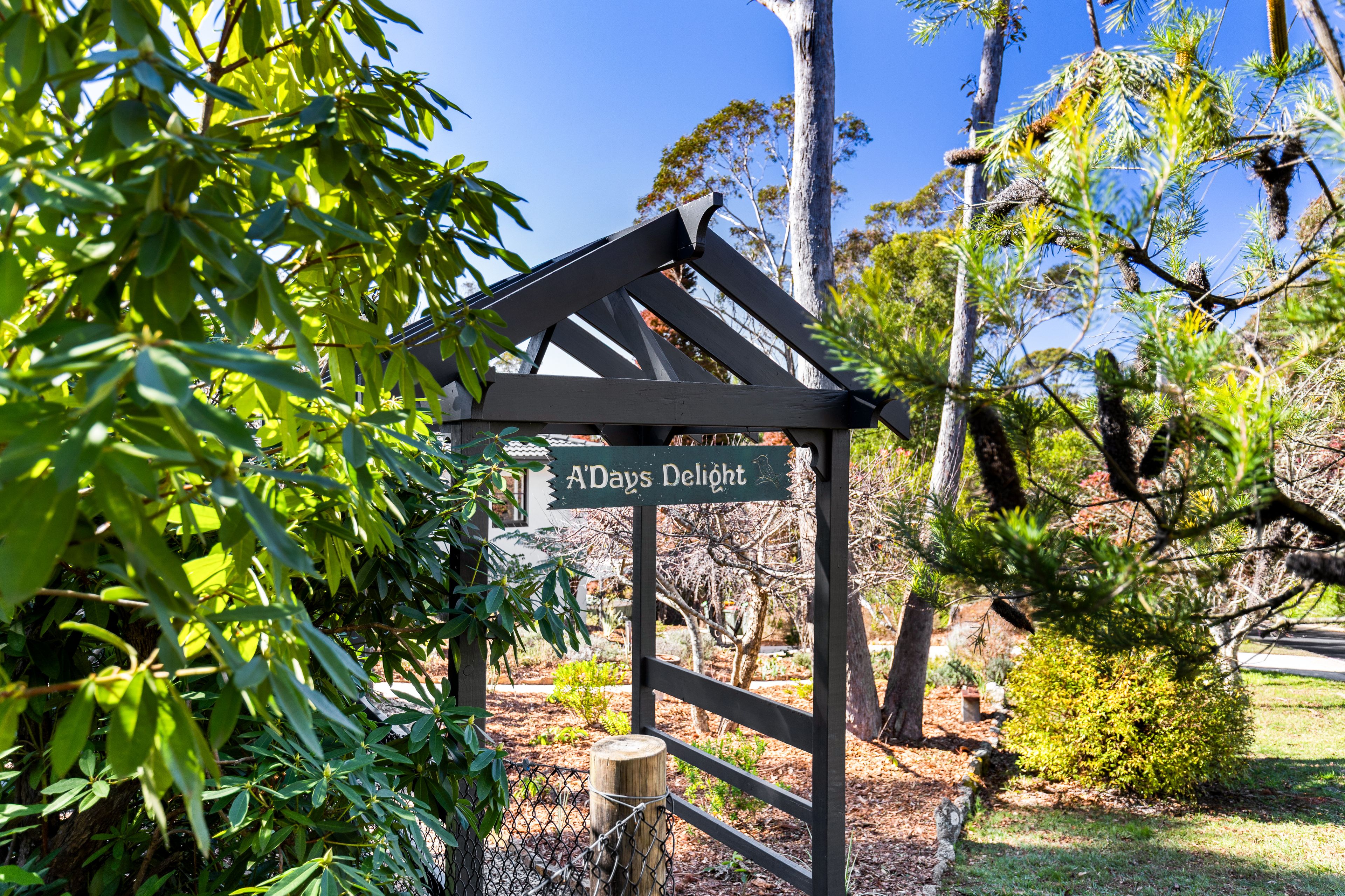 38-40 Days Crescent, Blackheath, NSW 2785