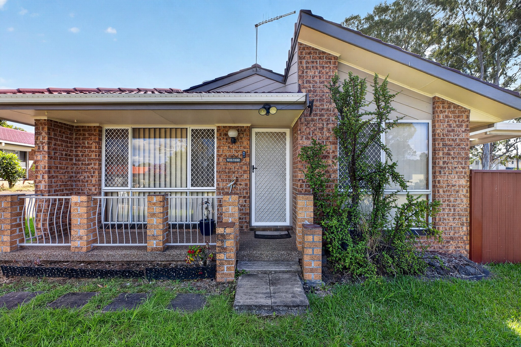 1/9 Fuchsia Crescent, Macquarie Fields, NSW 2564