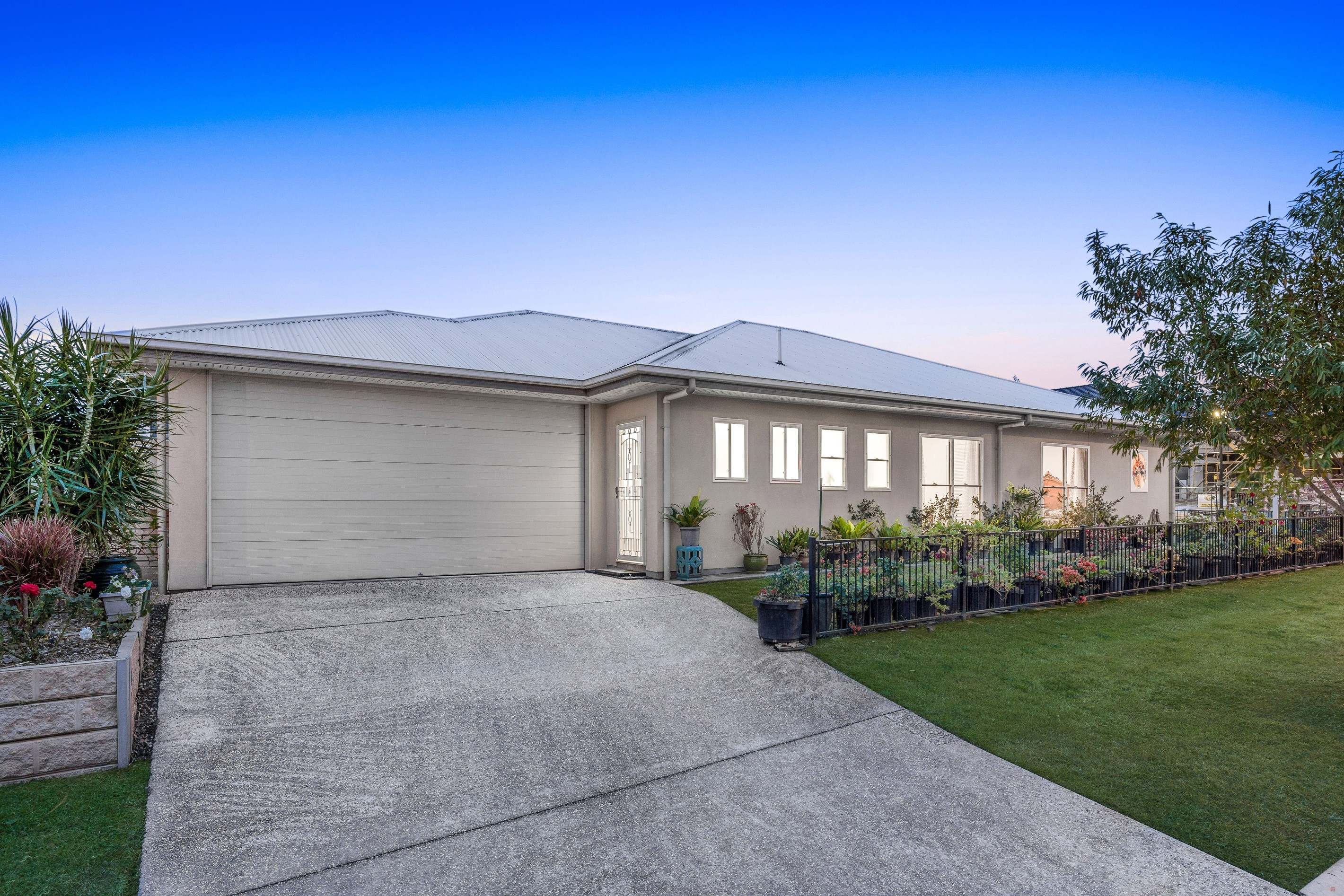 2 Peak Court, Rochedale, QLD 4123