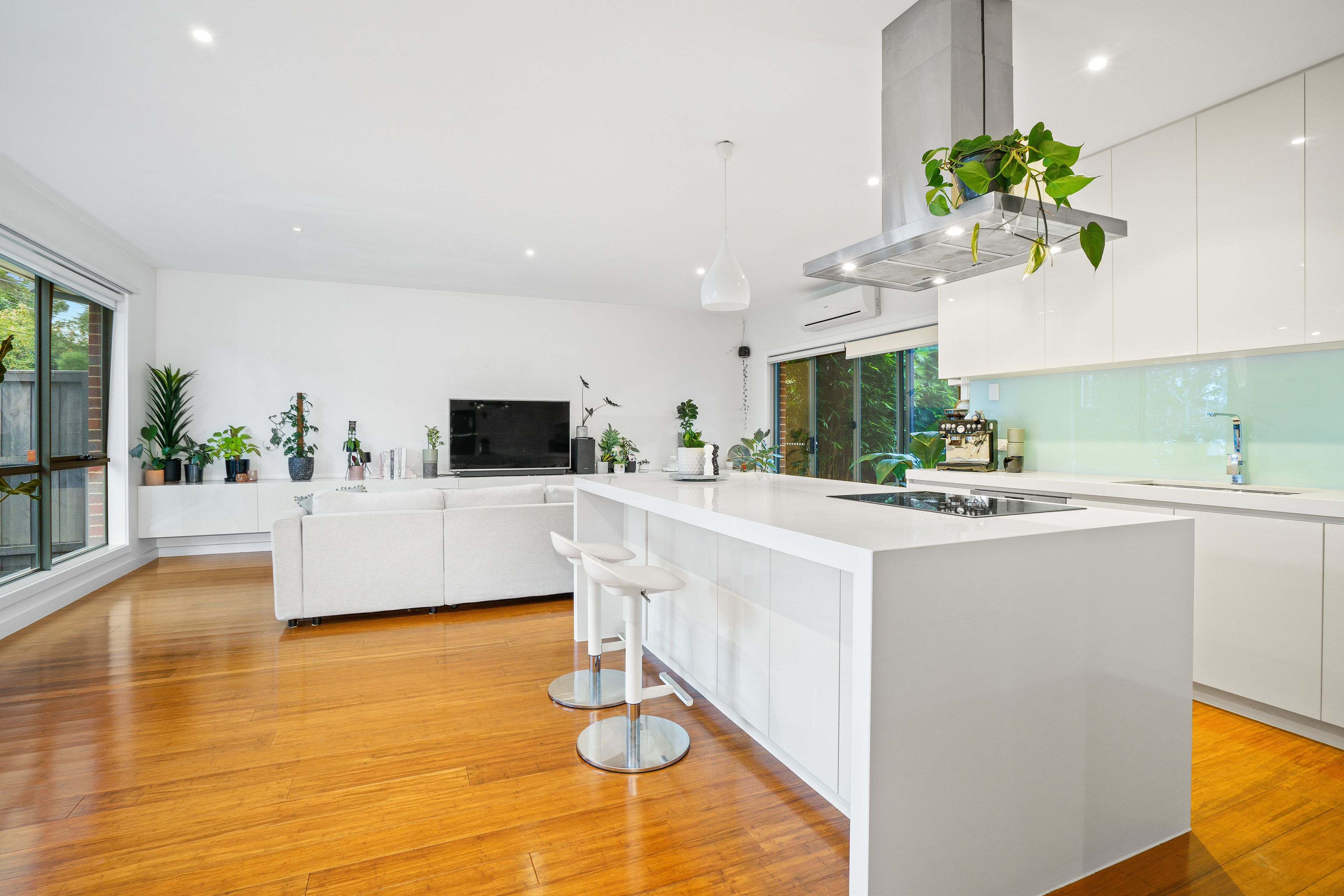 1/30 Scott Grove, Kingsbury, VIC 3083