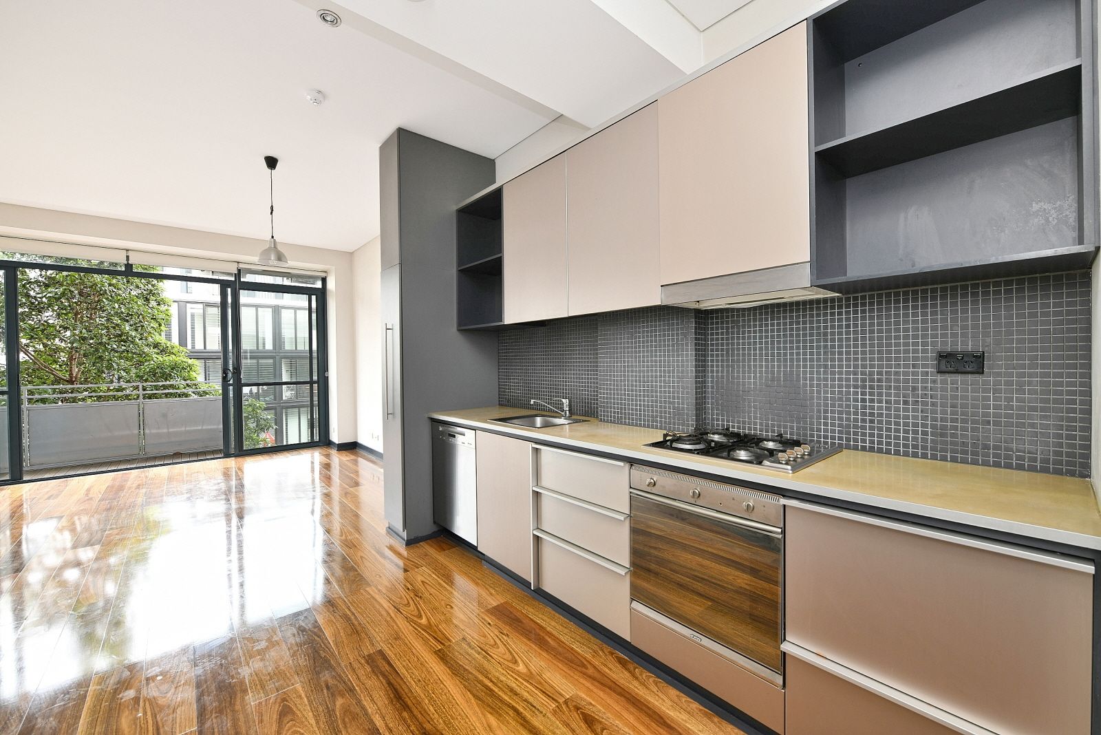 98/10 Pyrmont Bridge Road, Camperdown, NSW 2050