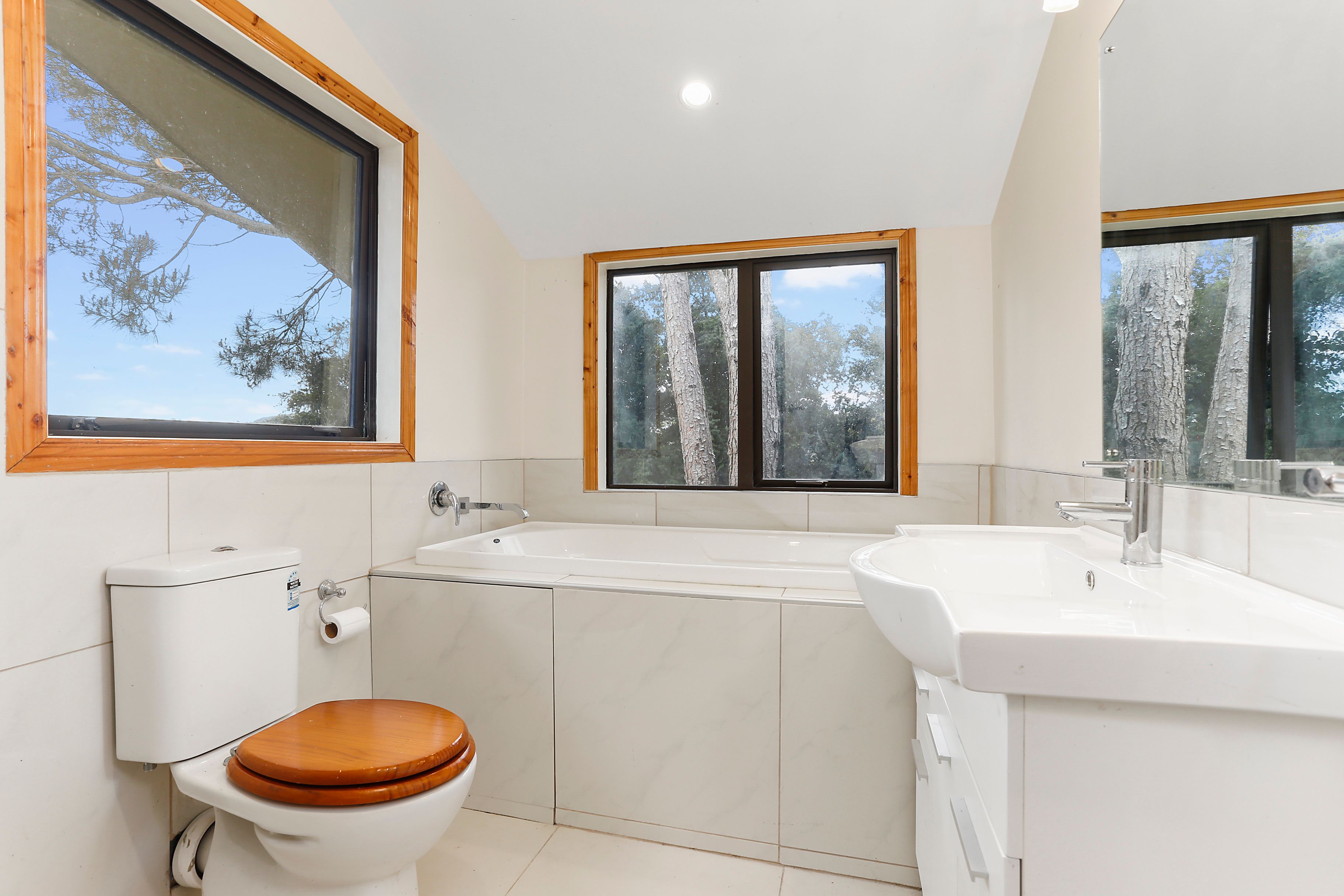 33B Landing Road, Titirangi, Waitakere City