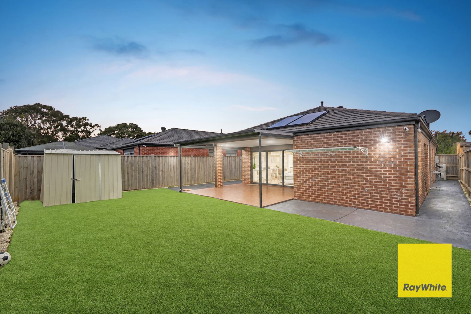 8 Dunlop Way — photo 14 of 21