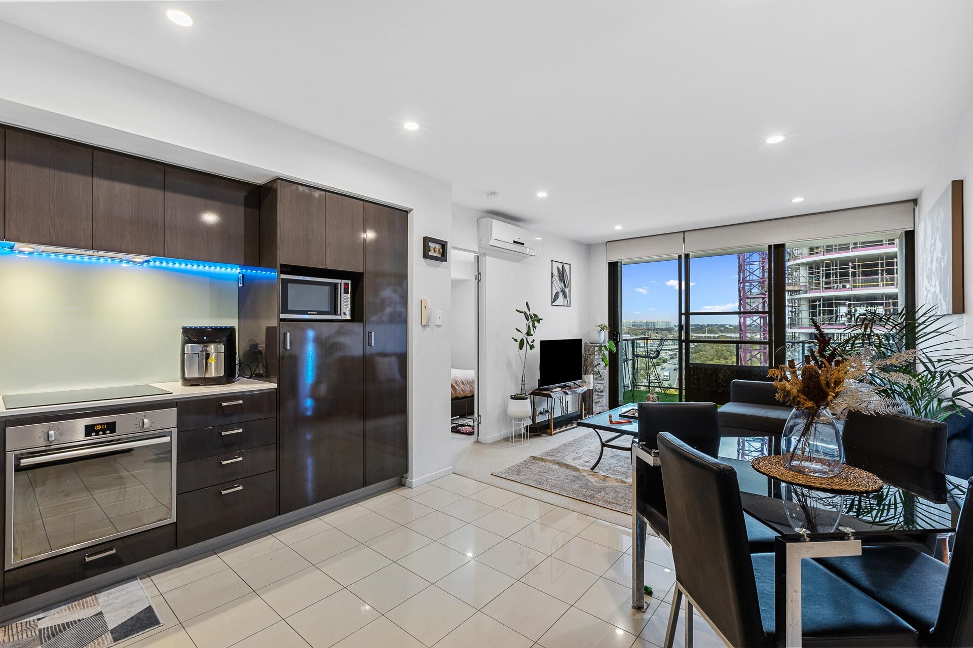 90/1 Rowe Avenue — photo from Ray White Urban Springs