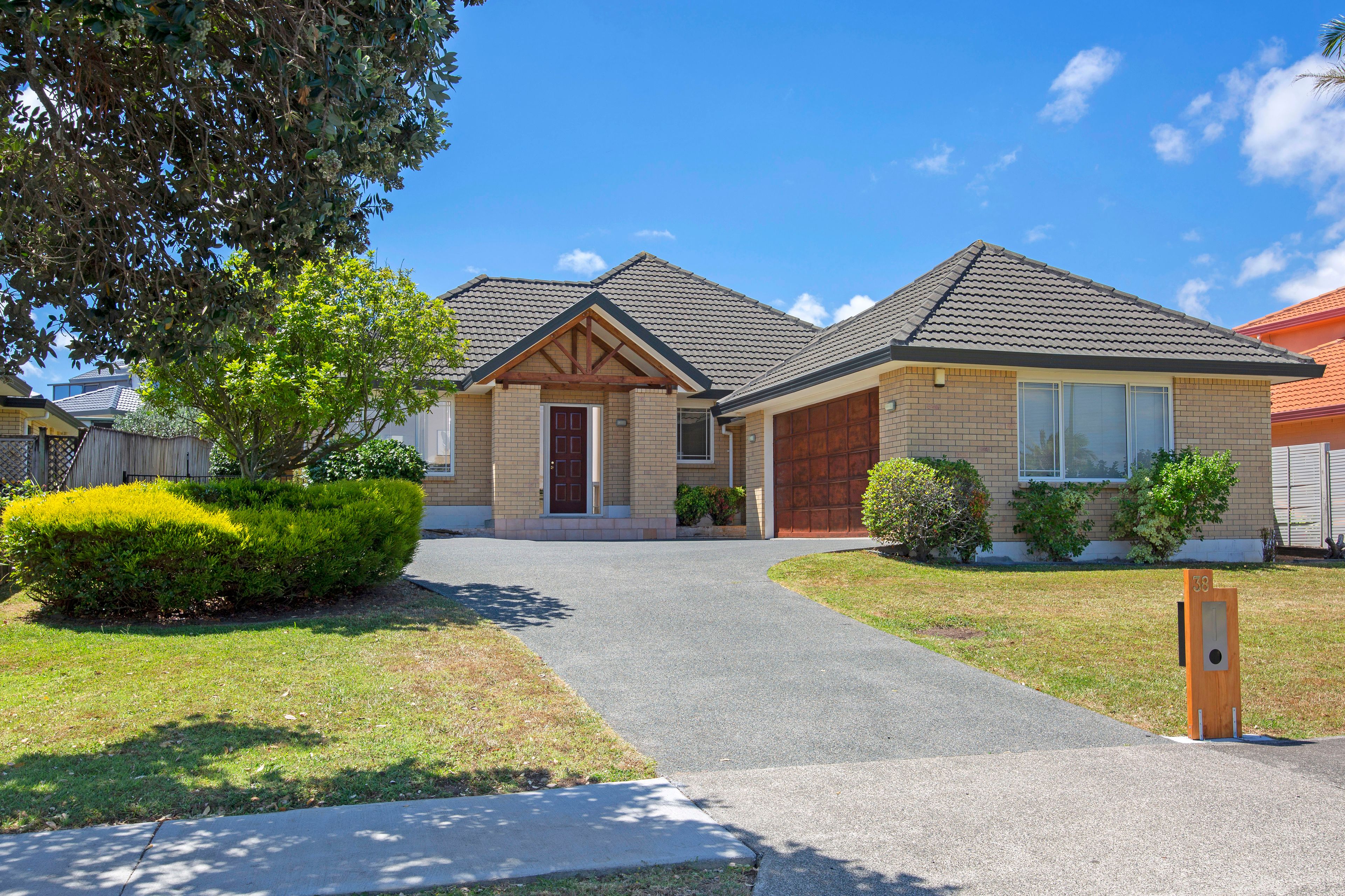 38 Dannemora Drive, Dannemora, Manukau City