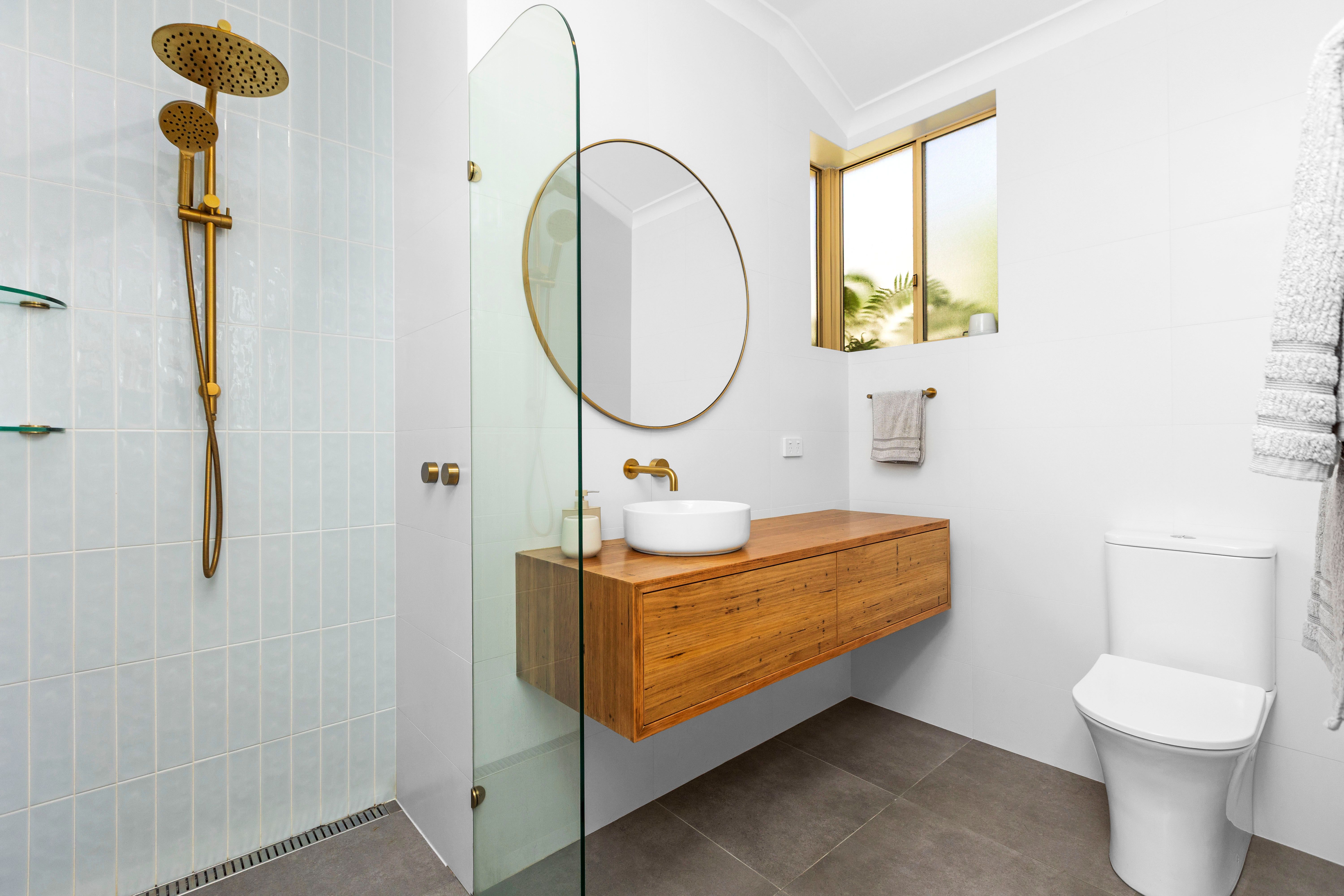 48A Bournemouth Crescent — photo 12 of 17