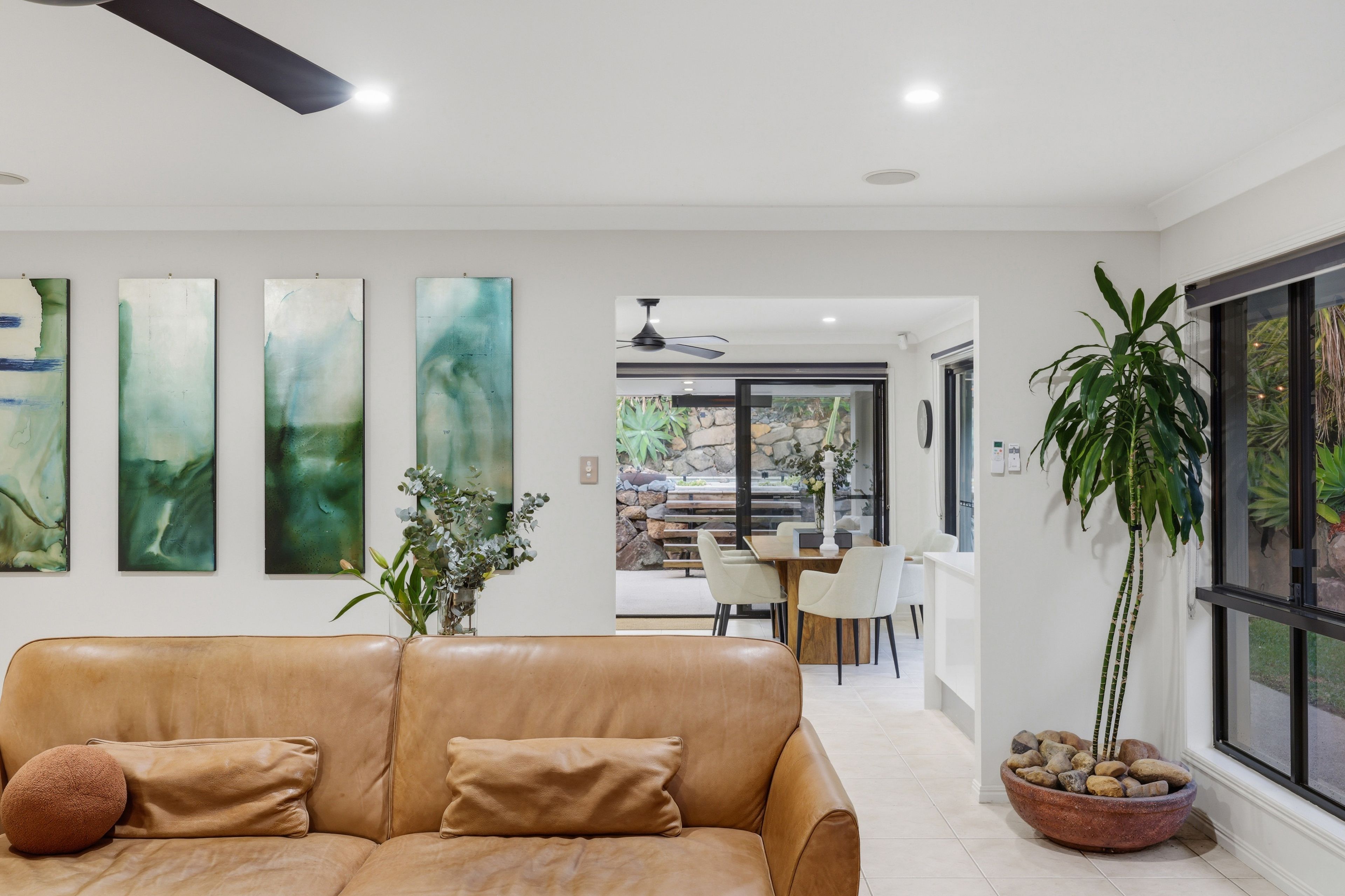 1 Watego Crescent — photo 9 of 30