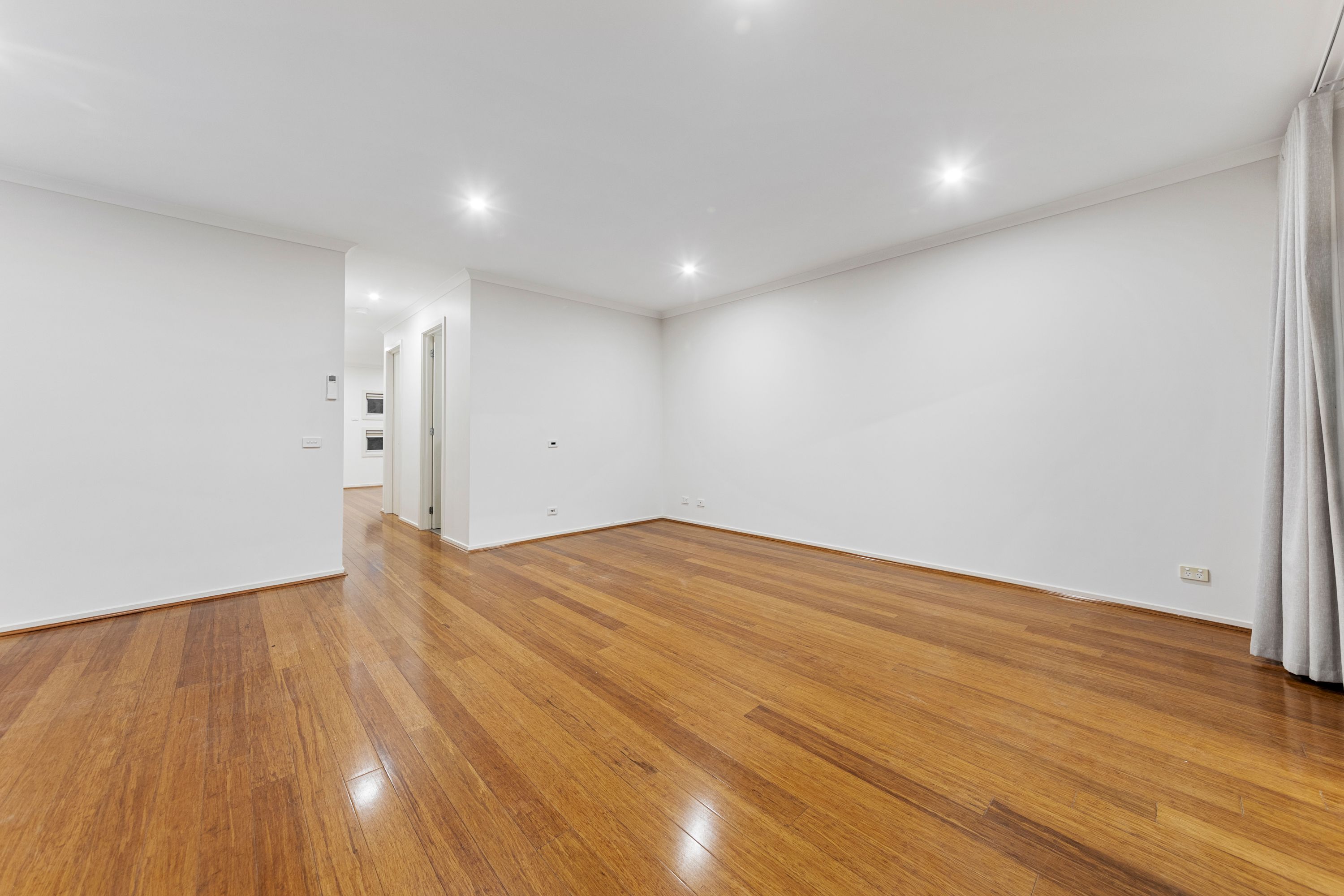 23 Botanic Drive — photo 8 of 28