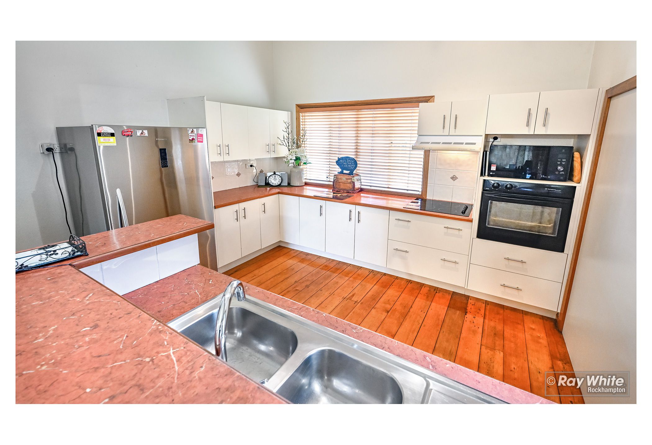 234 West Street, Allenstown, QLD 4700