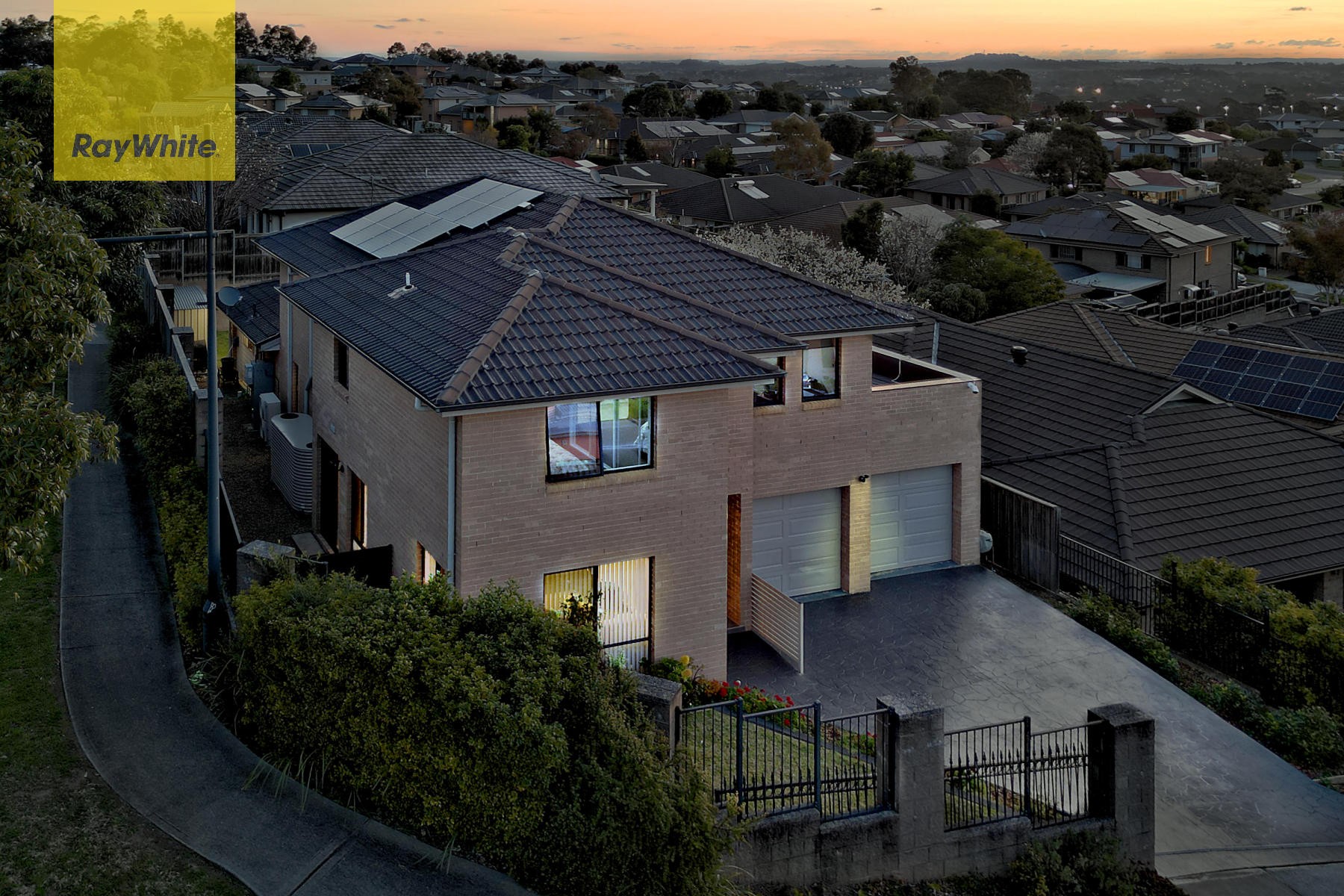 1 Tinderry Avenue, Minto, NSW 2566