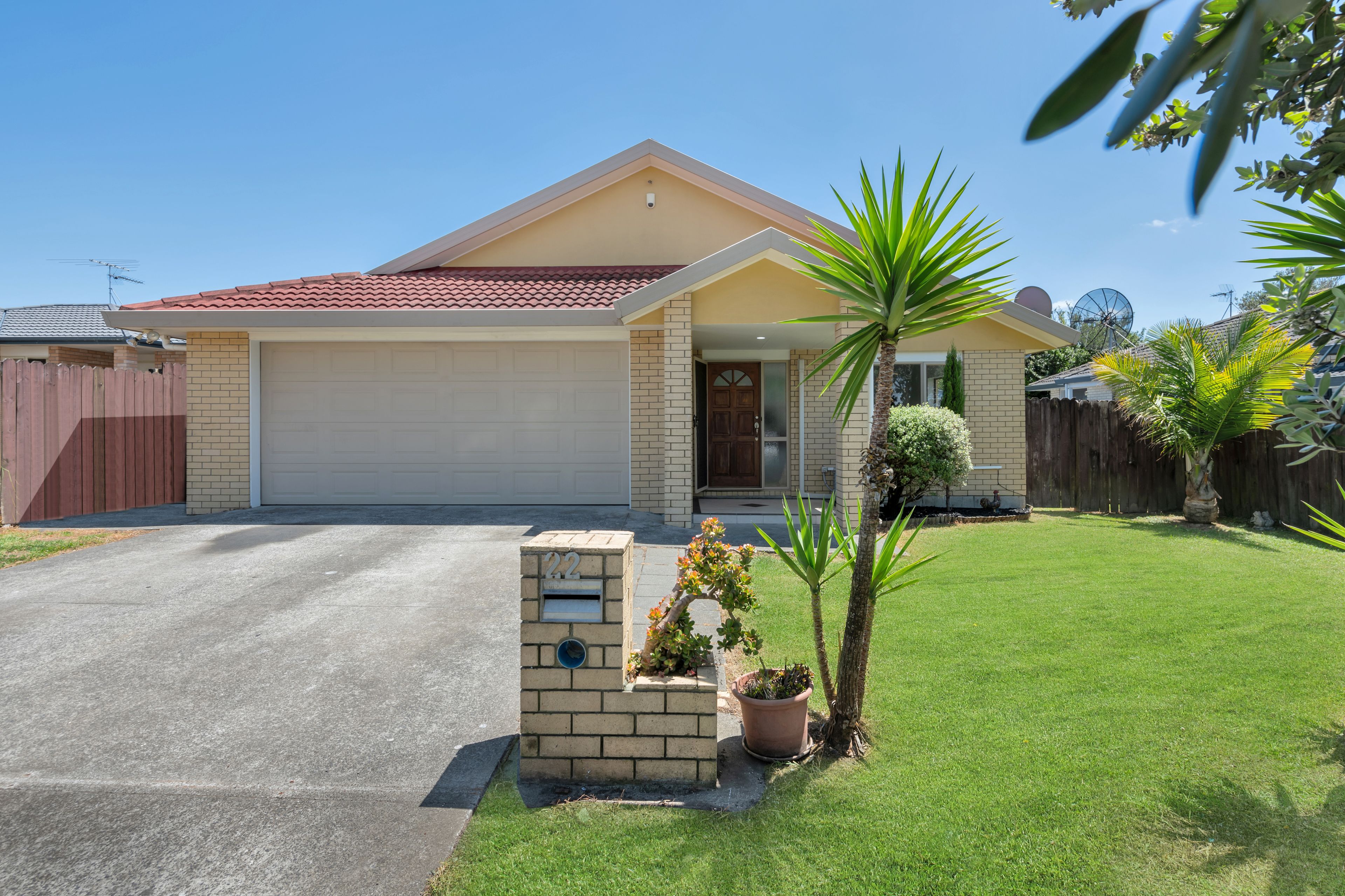 22 Titchmarsh Crescent, Flat Bush, Manukau City
