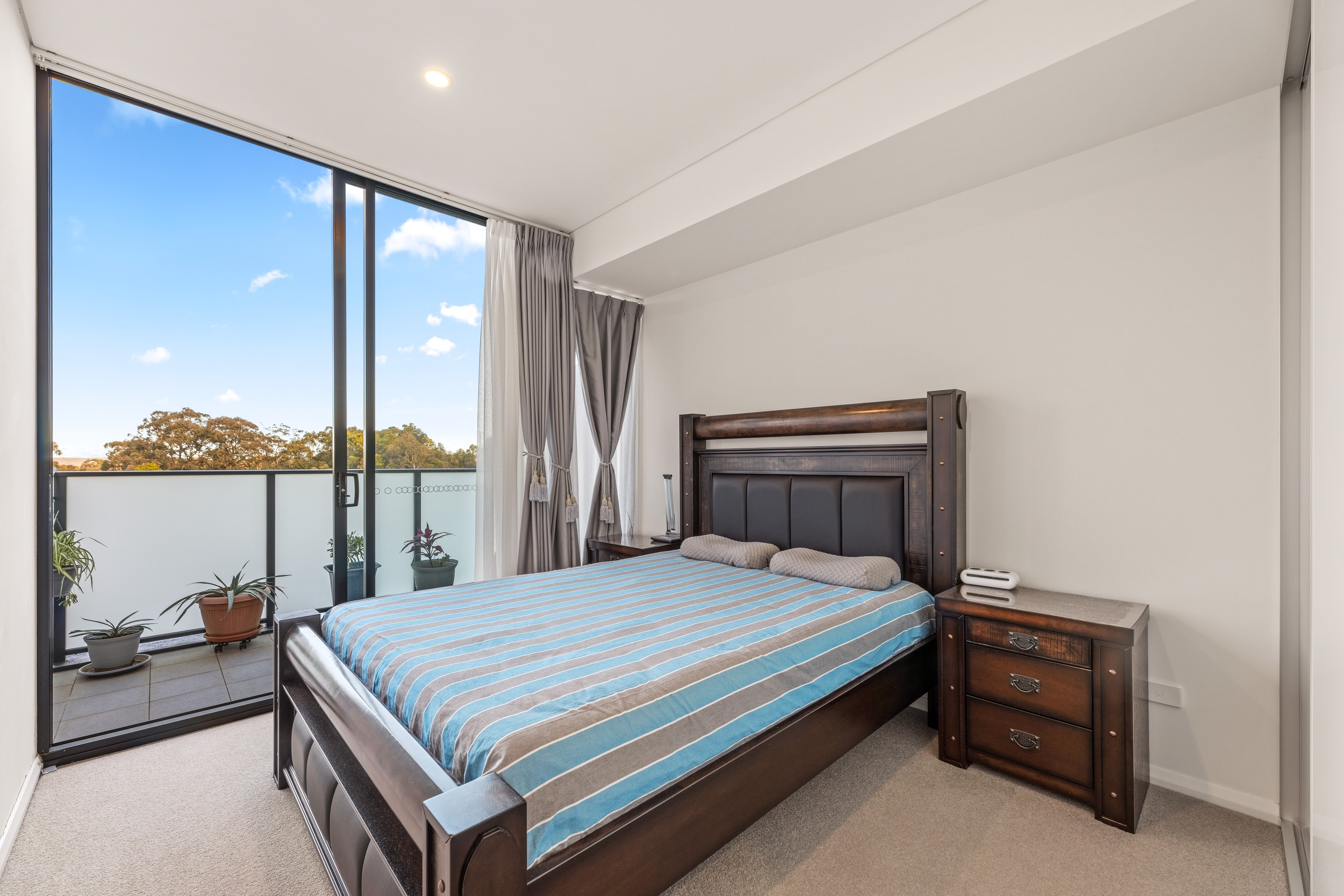210/3 Village Place, Kirrawee, NSW 2232