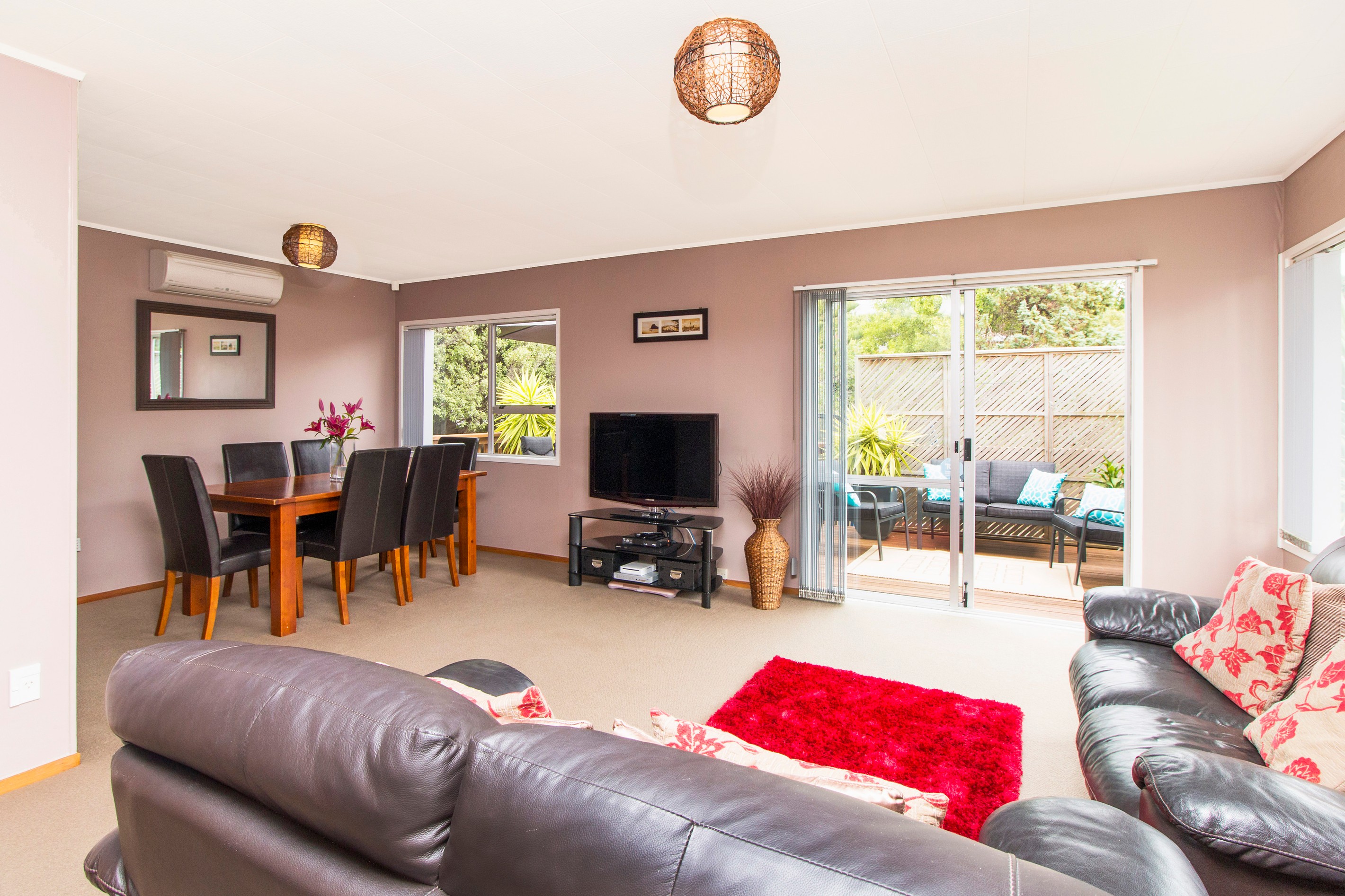 1 Eagleson Street, Northcross, North Shore City