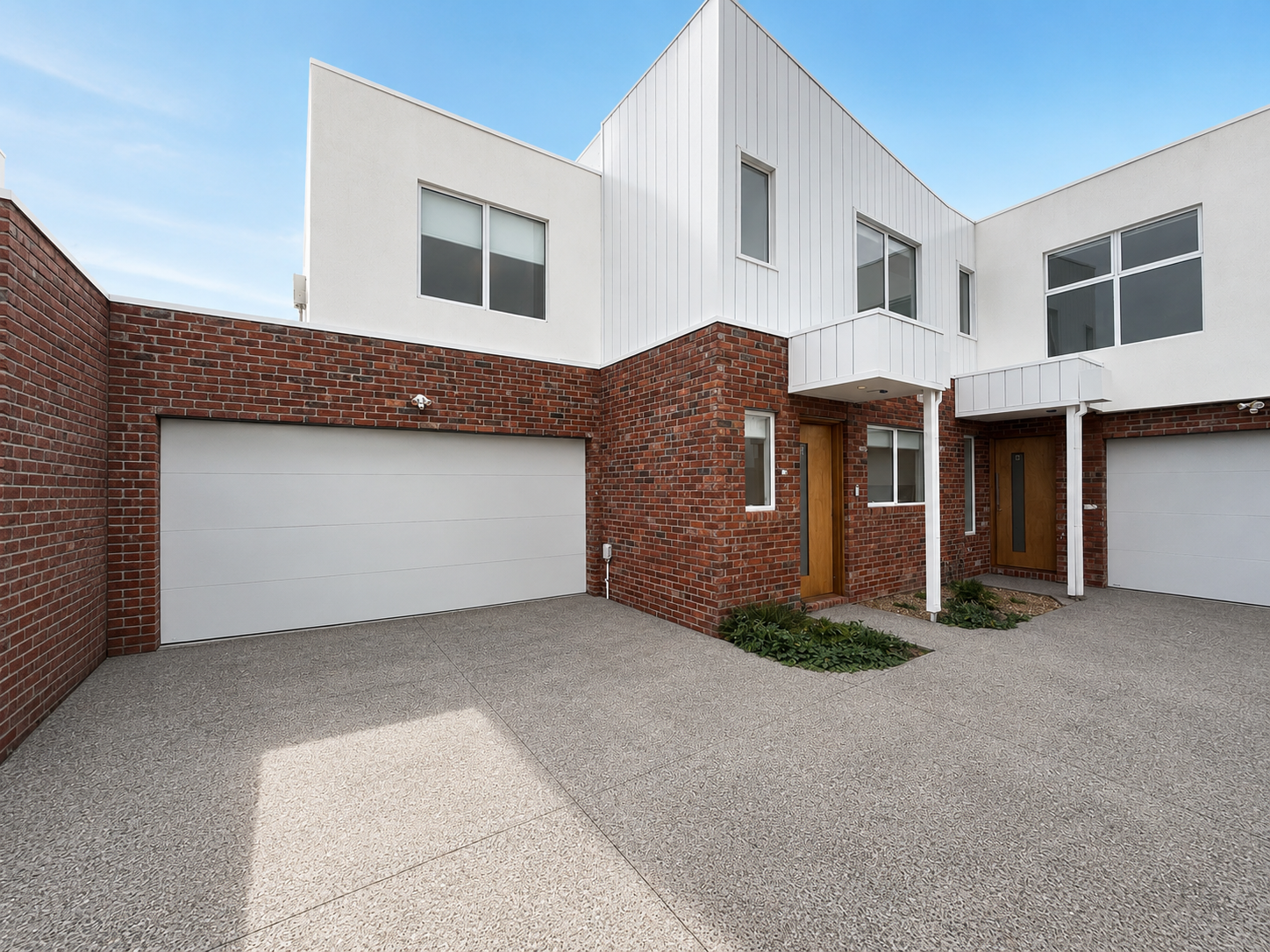 3/43 Dumbarton Street — photo from Ray White Reservoir