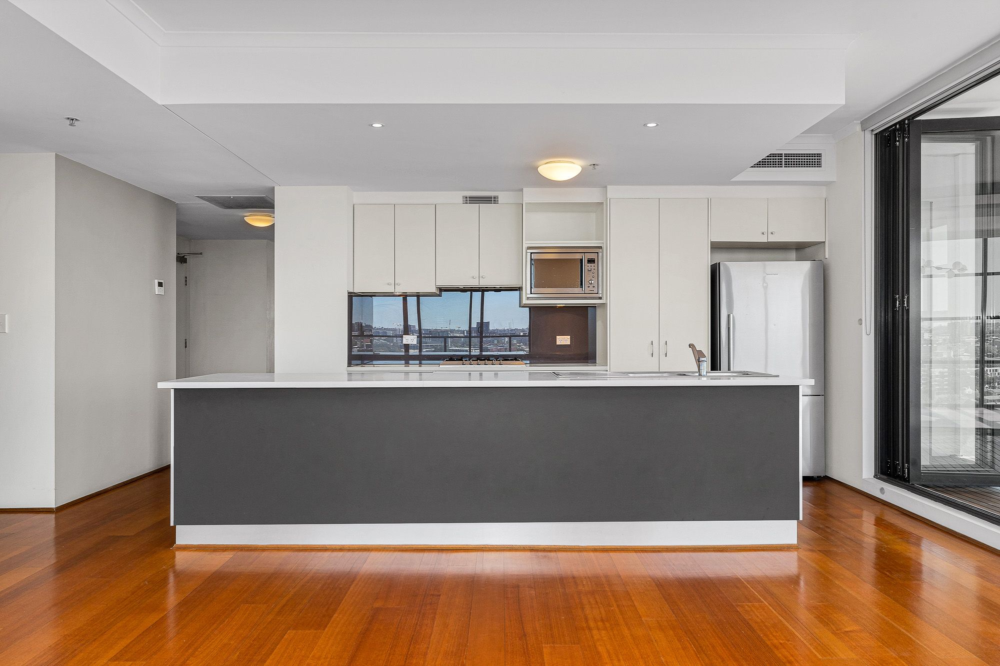1701/221 Sydney Park Road — photo 8 of 16