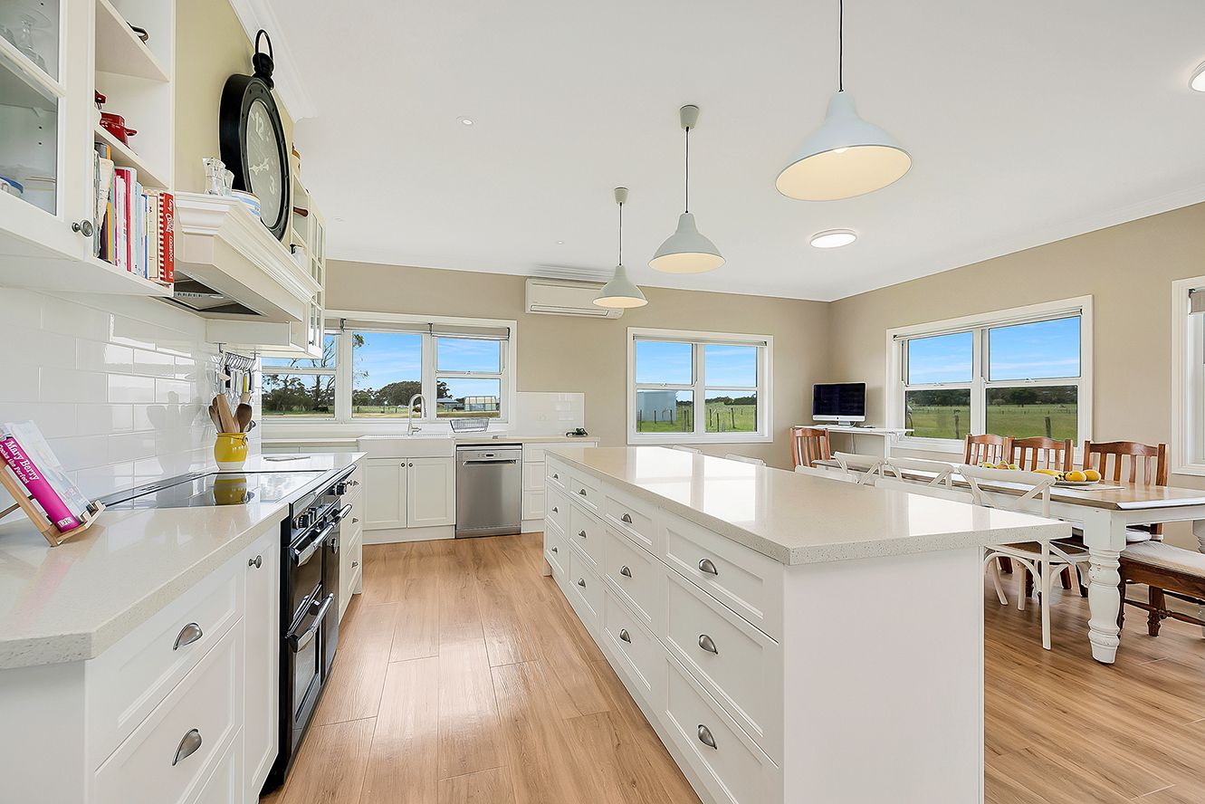 124 Noogee Road, Terang, VIC 3264