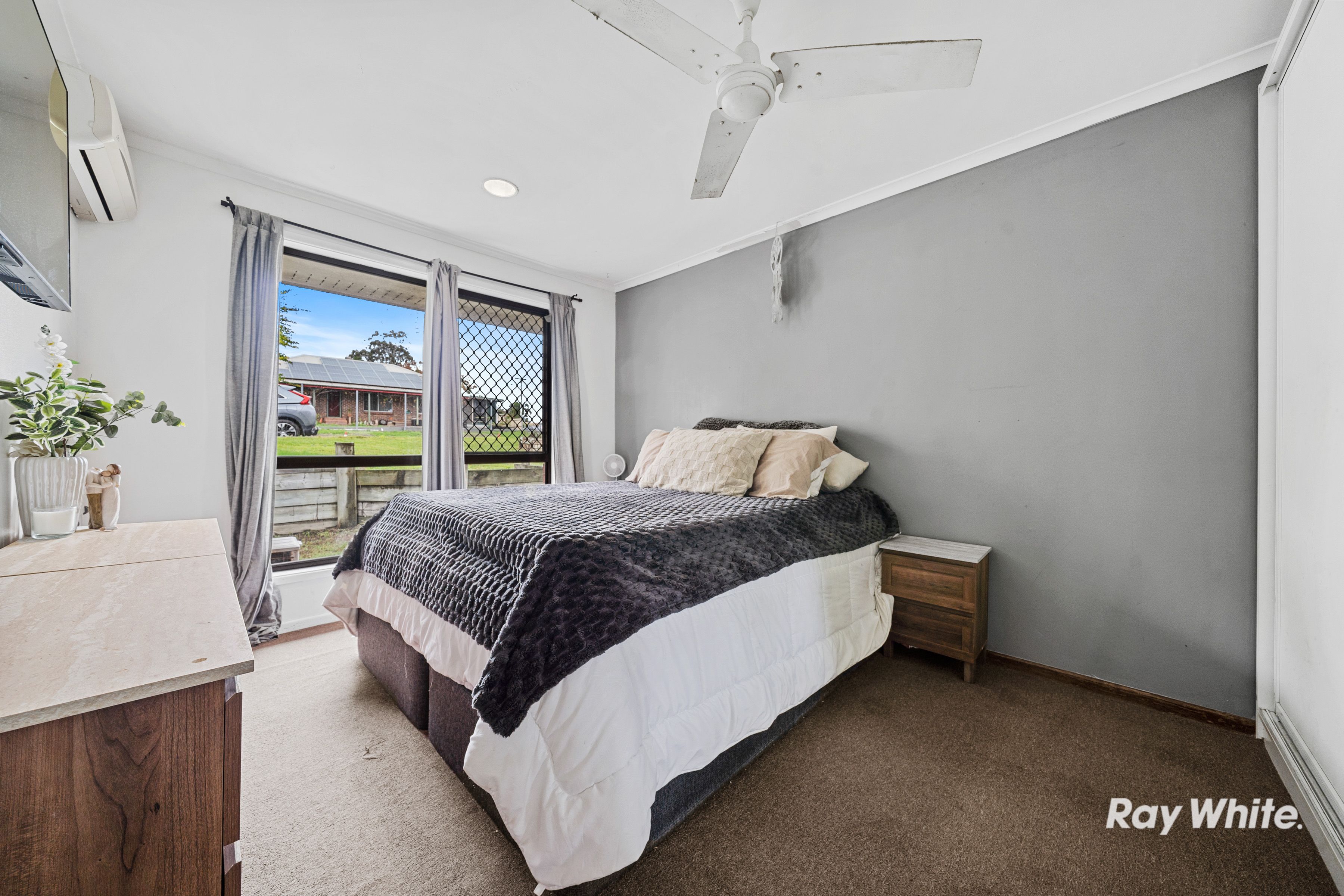 18 King Arthur Boulevard — photo 9 of 16