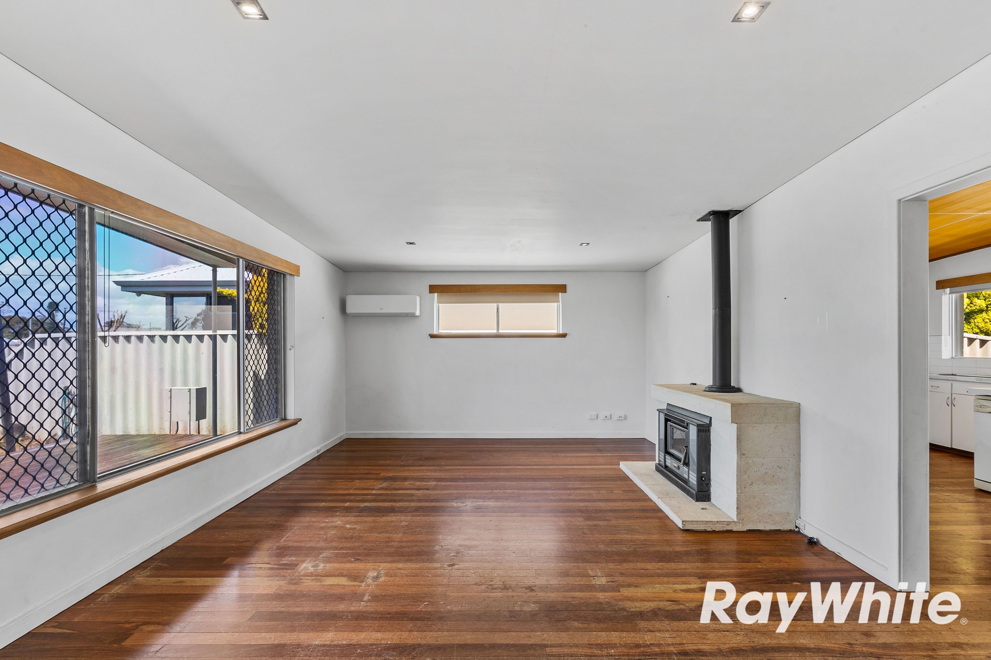 31 Eden Street — photo 5 of 18