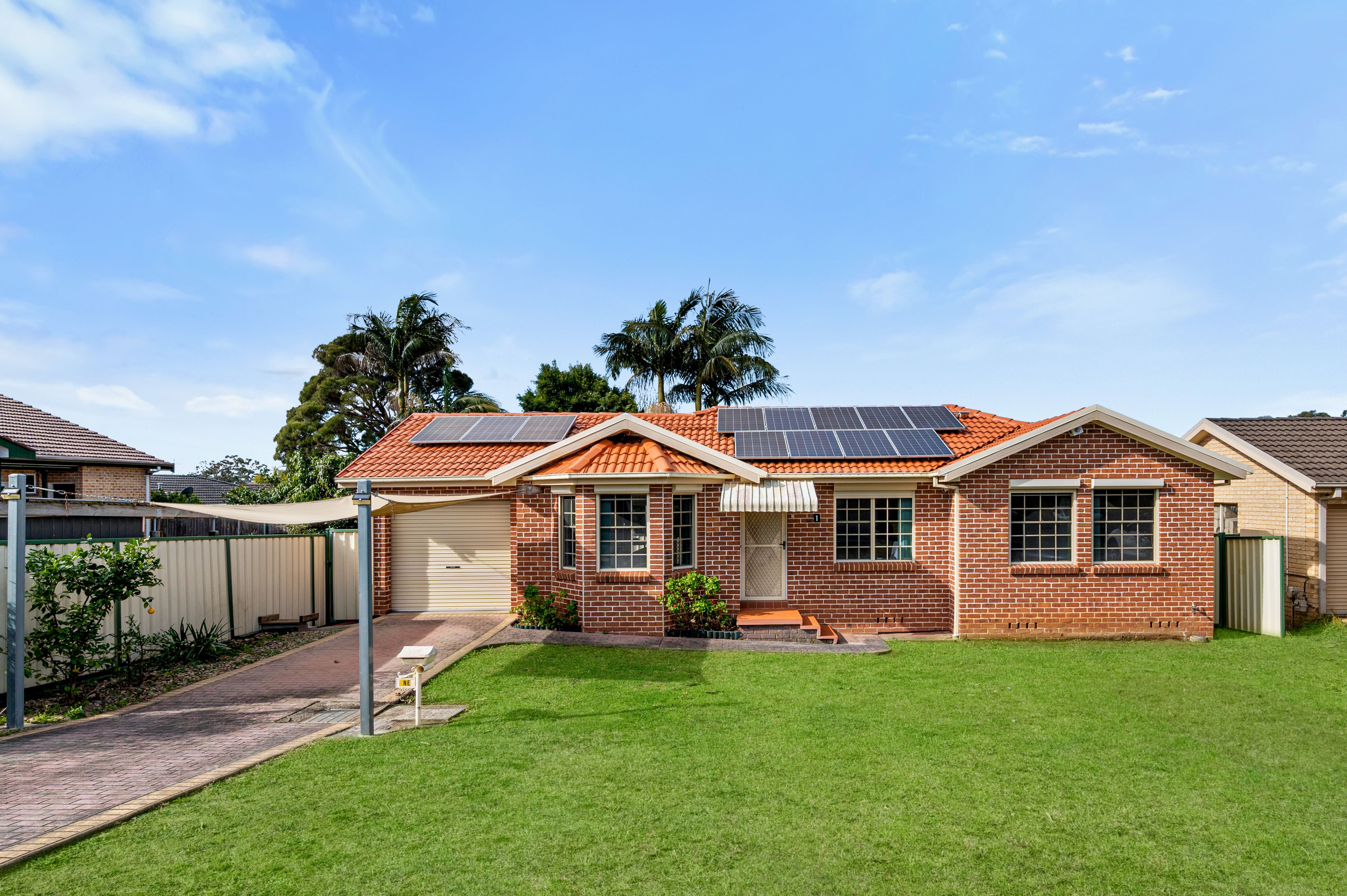 1 Oro Place, Glenfield NSW 2167