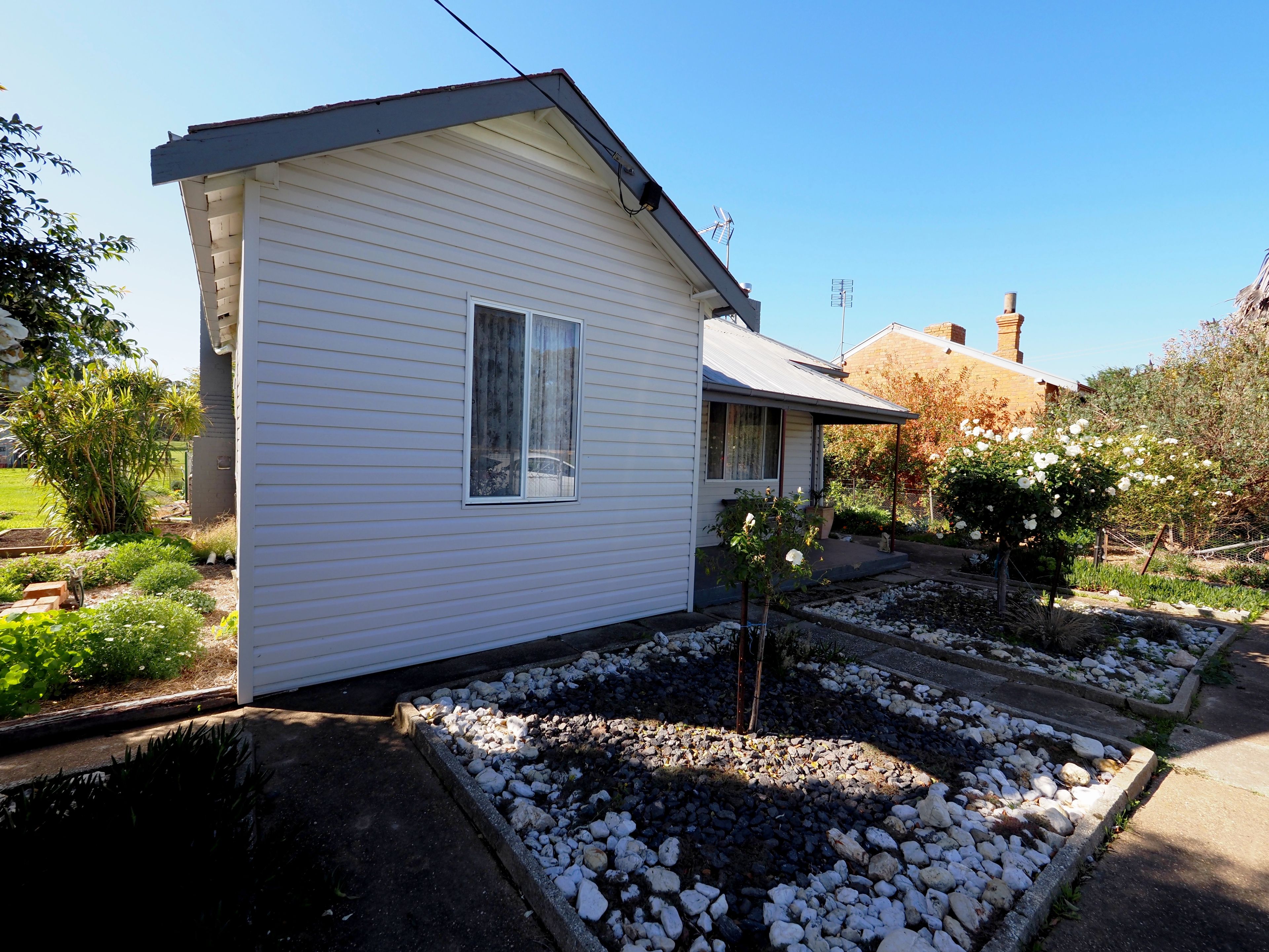 70 Navarre Street, REDBANK VIC 3477