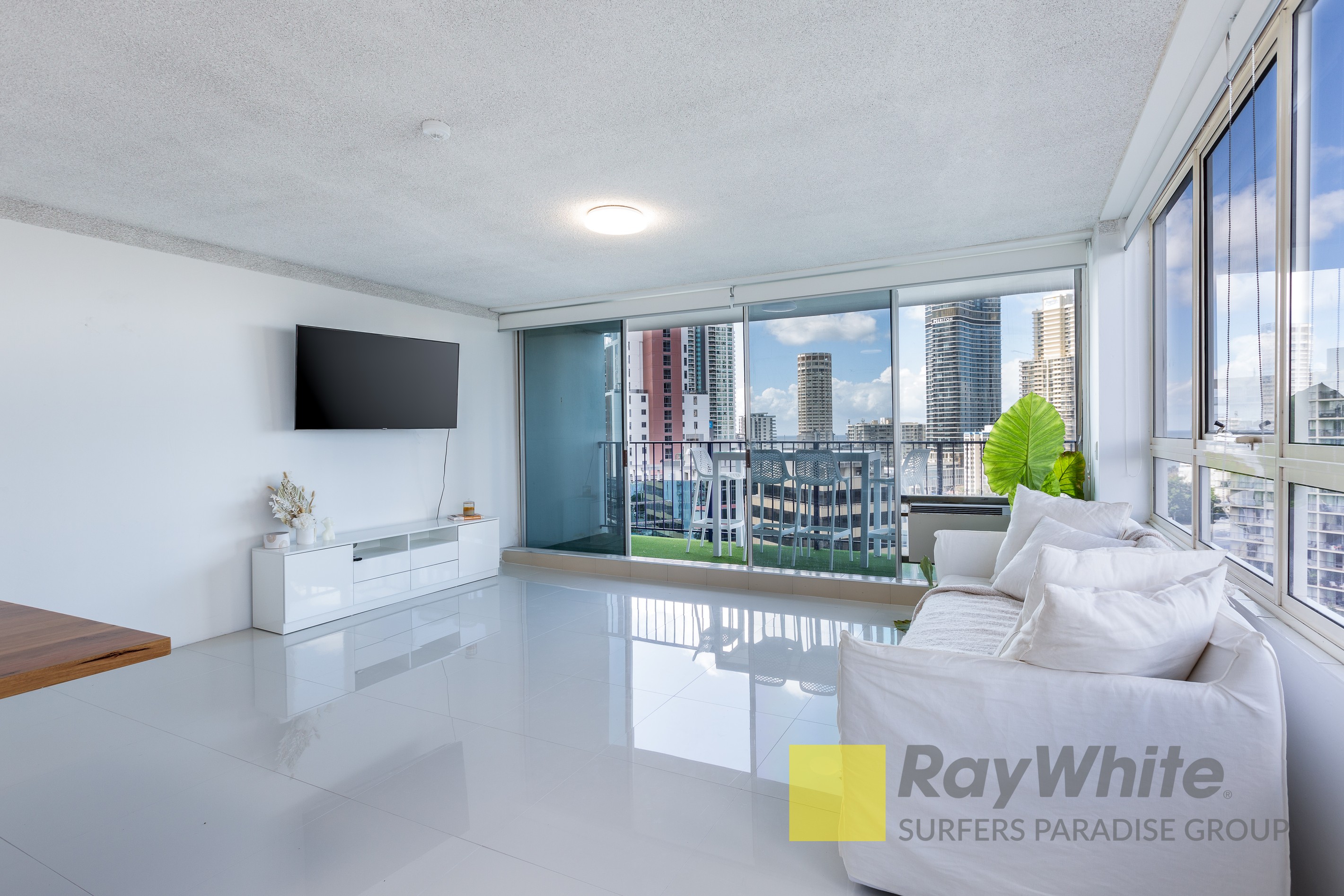 14D/2 Riverview Parade, Surfers Paradise, QLD 4217