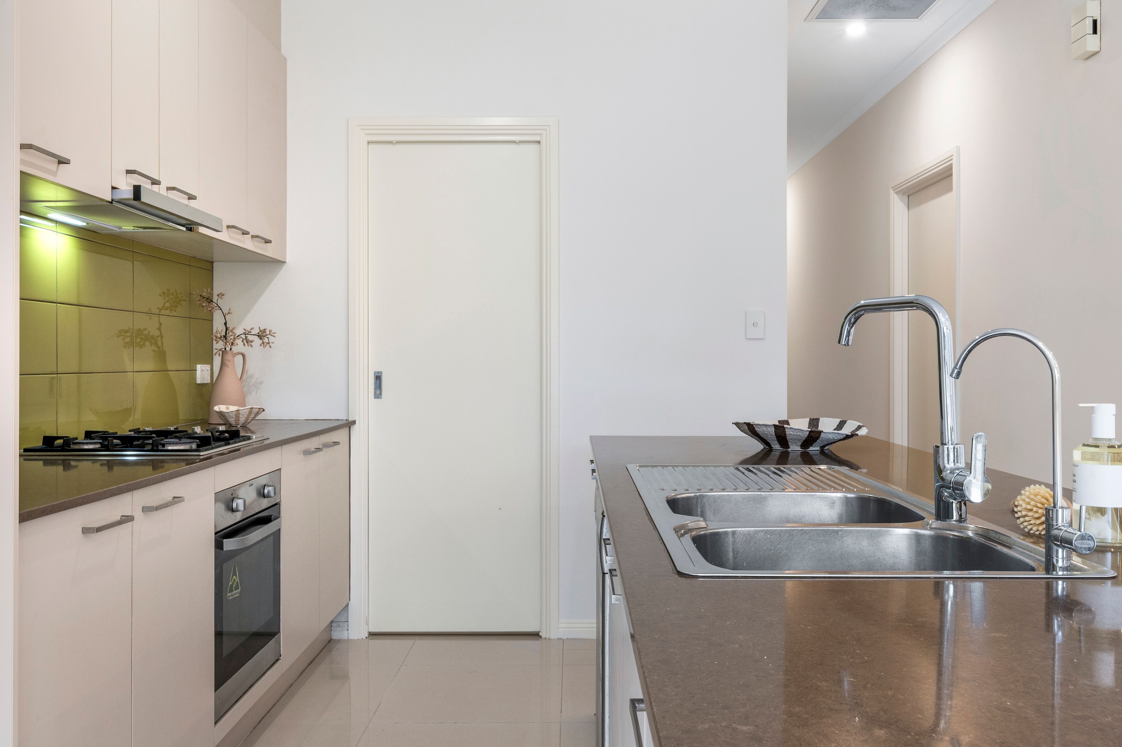 76A Alawoona Avenue — photo 11 of 25