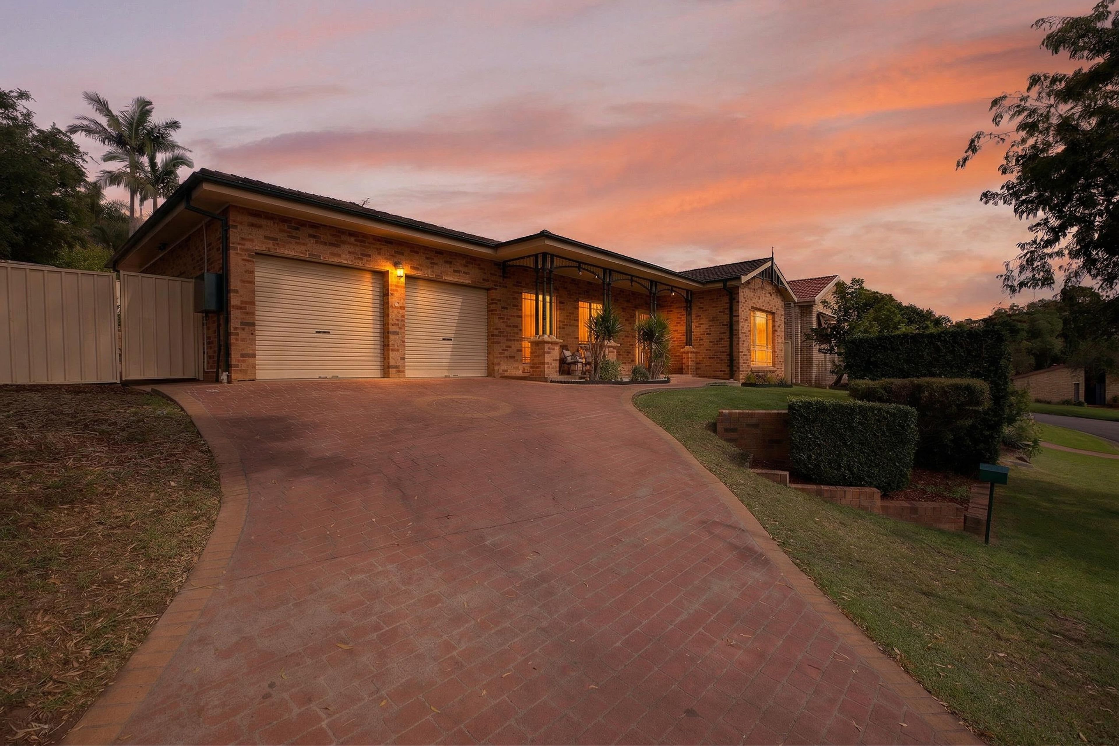 4 Riversdale Place, Glen Alpine, NSW 2560