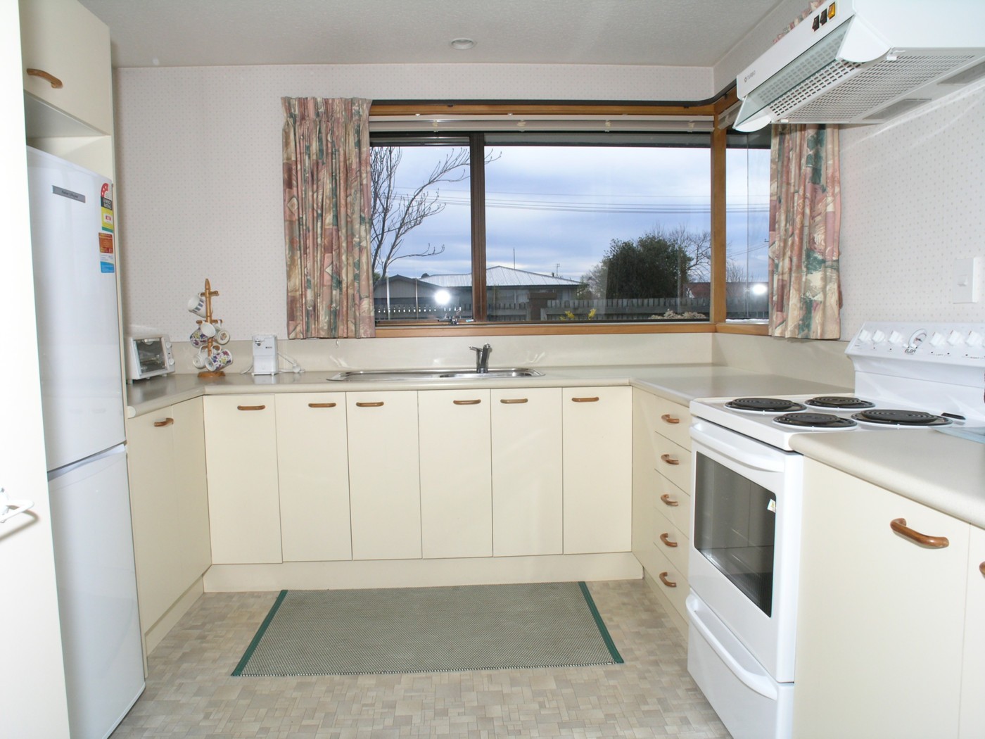 3/8 Daniels Road, Redwood, Christchurch City