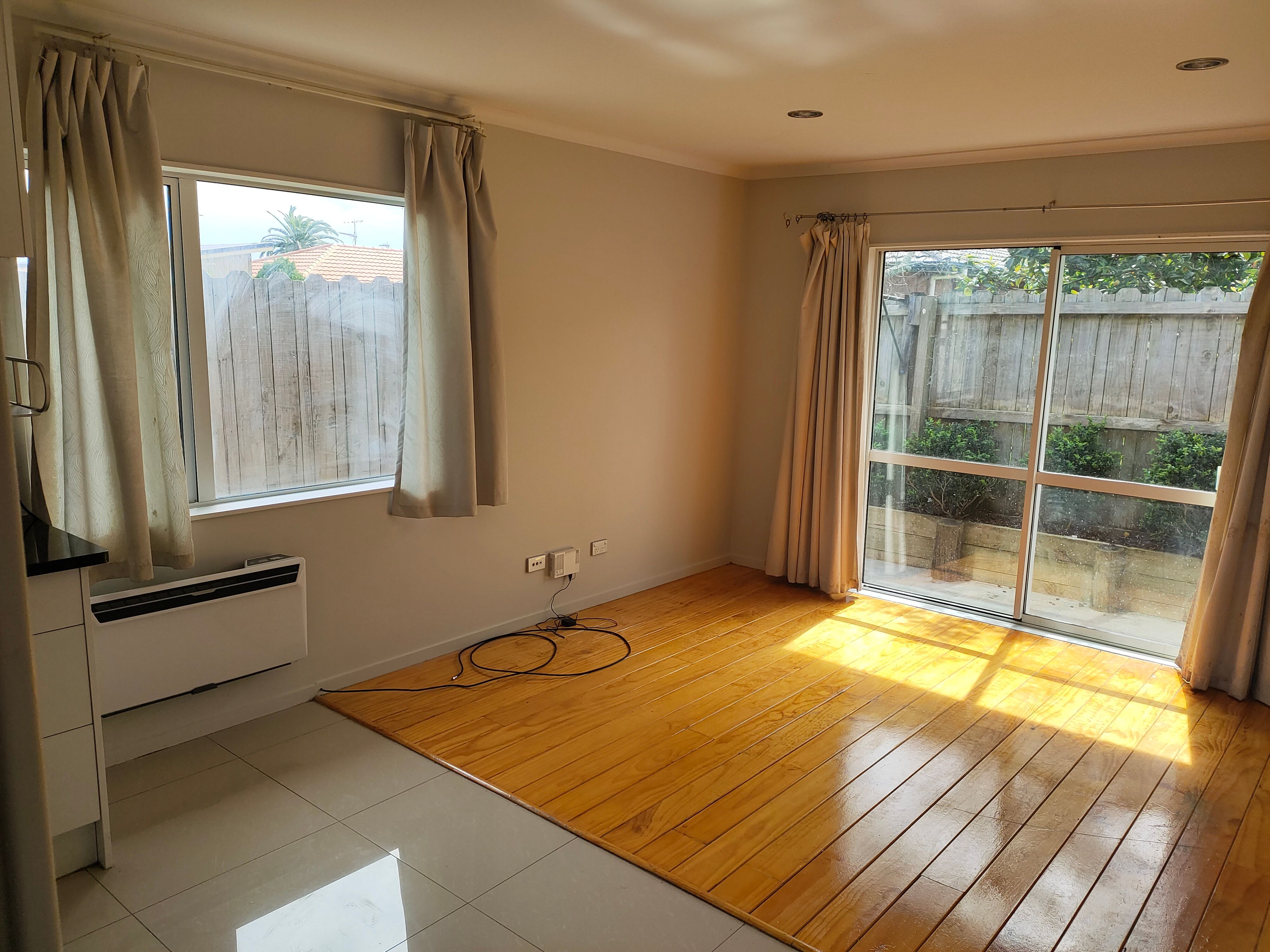 14A Courtvale Place, Flat Bush, Manukau City