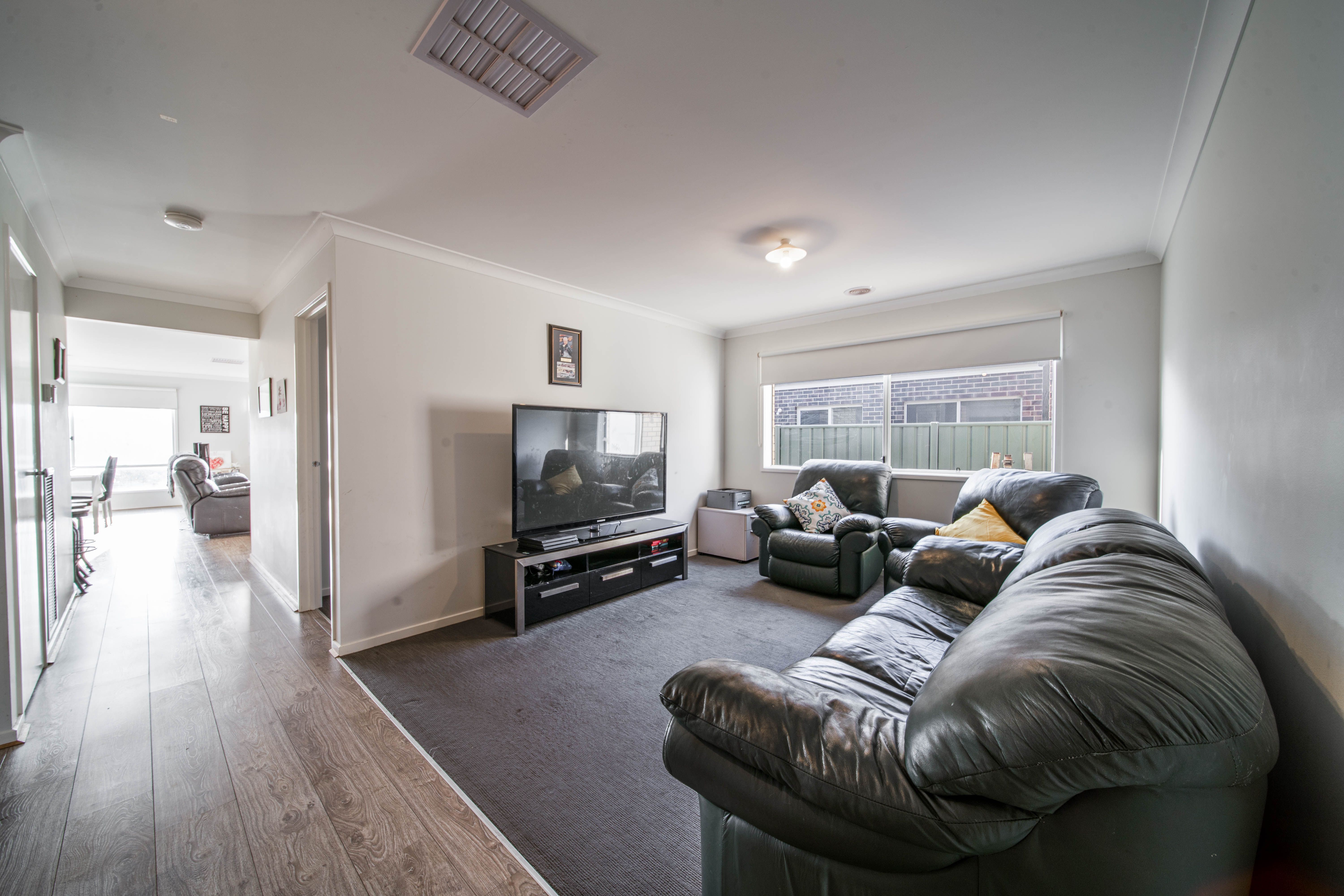 33 Cloverfields Crescent, Epsom, VIC 3551