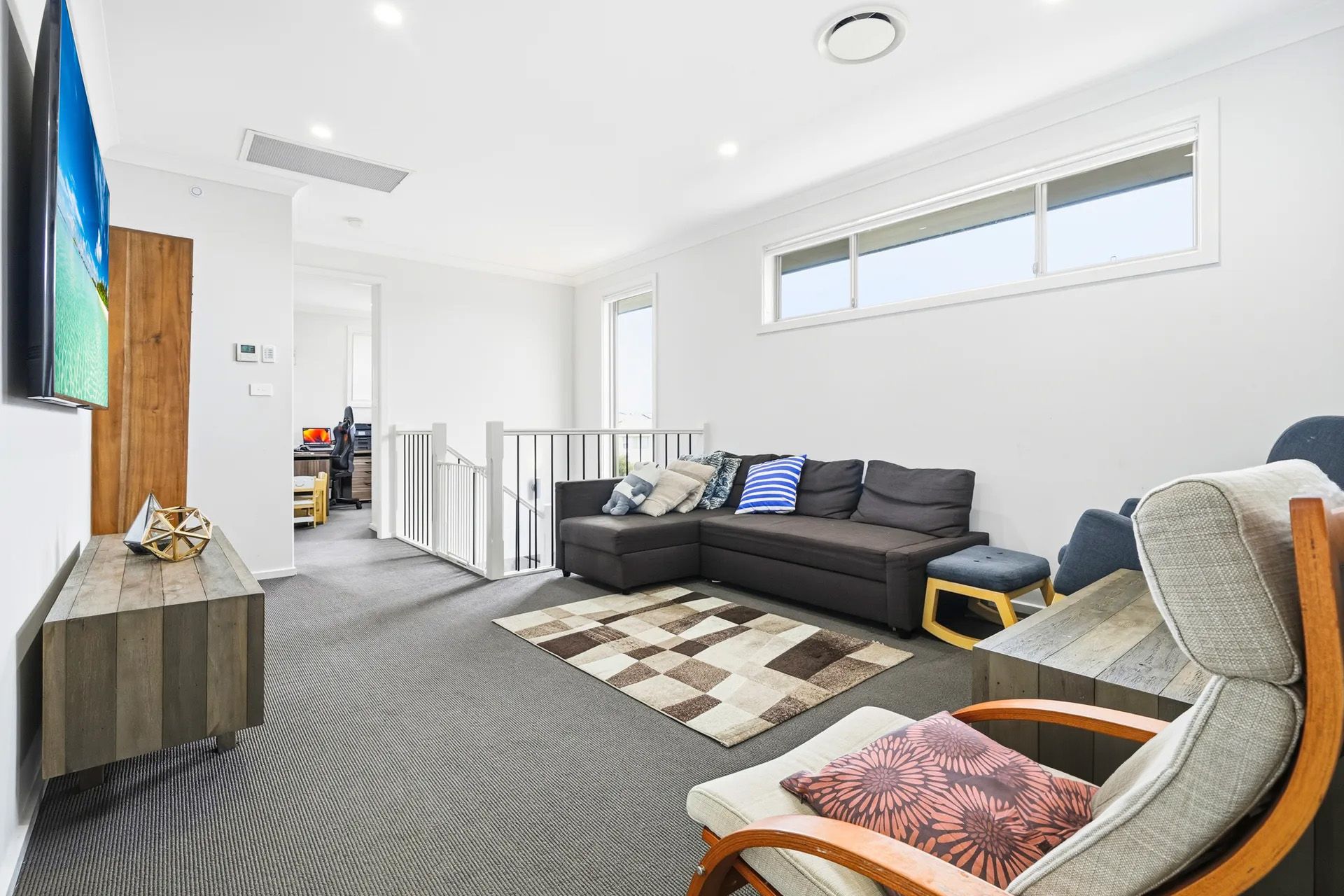 33 Europa Street — photo 5 of 13
