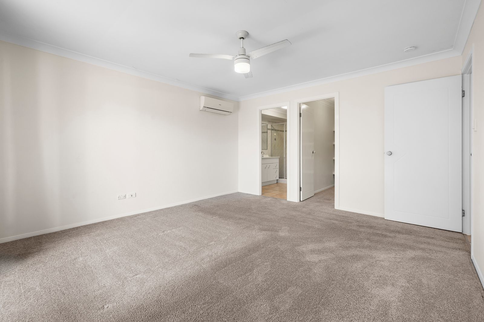 23 Manor Drive — photo 11 of 20