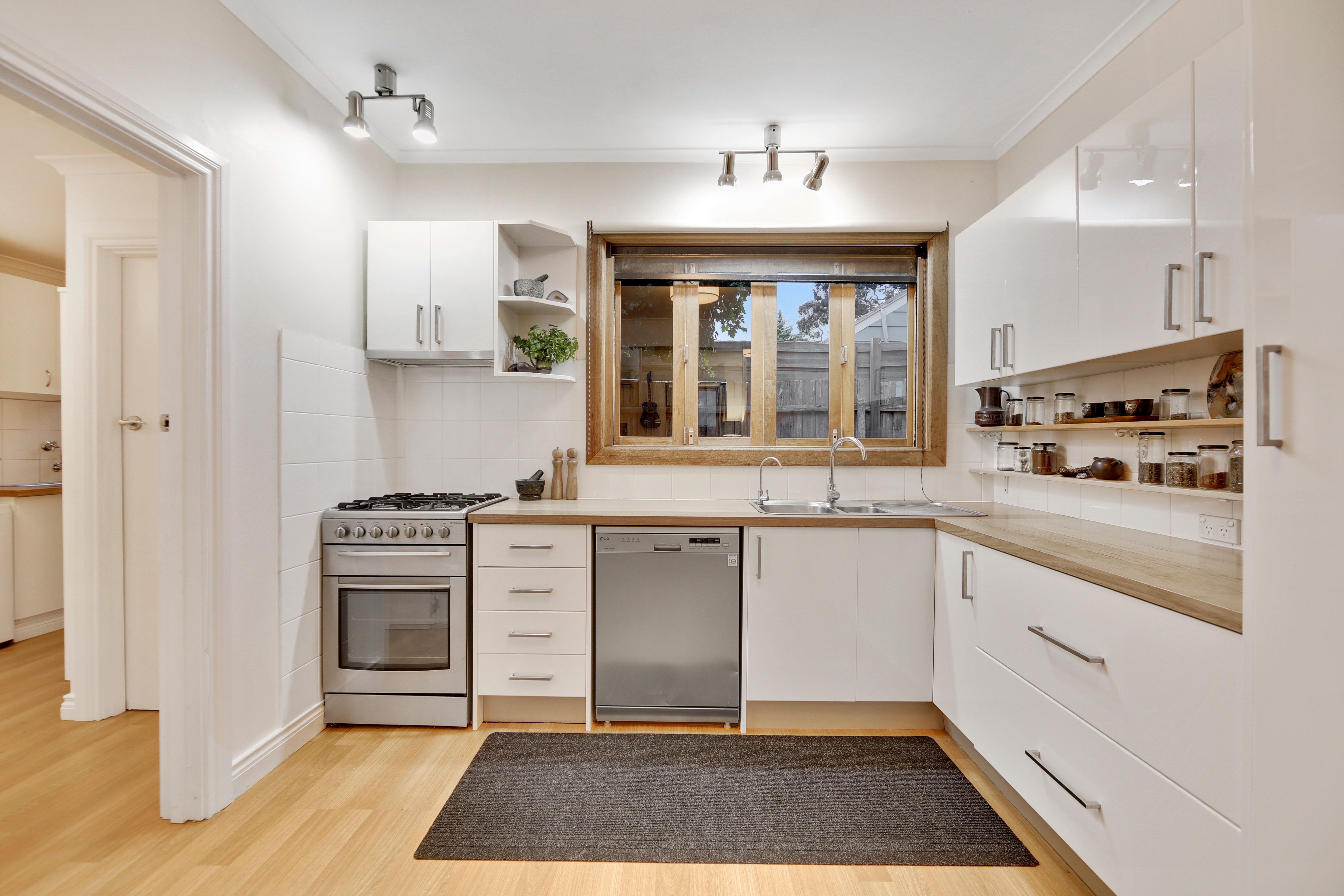 37 Frome Avenue, Frankston, VIC 3199