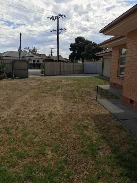 1 Robins Avenue, Findon, SA 5023