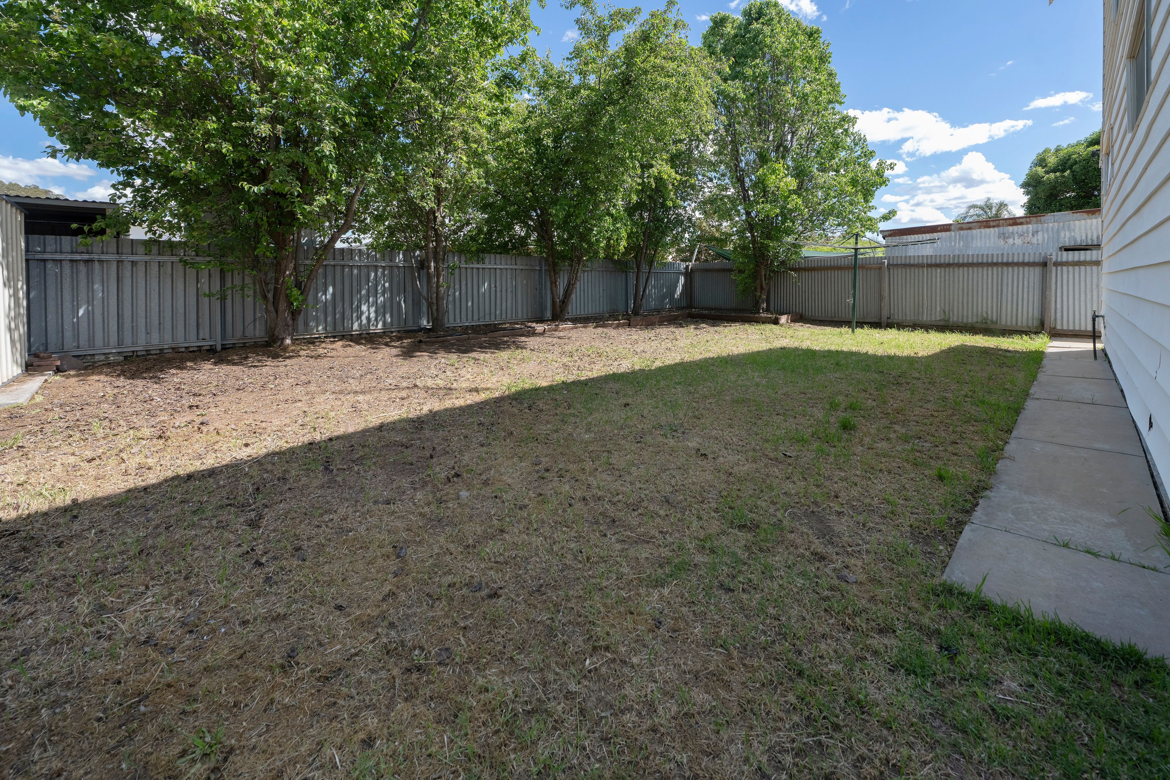 12 Holloway Grove — photo 22 of 24