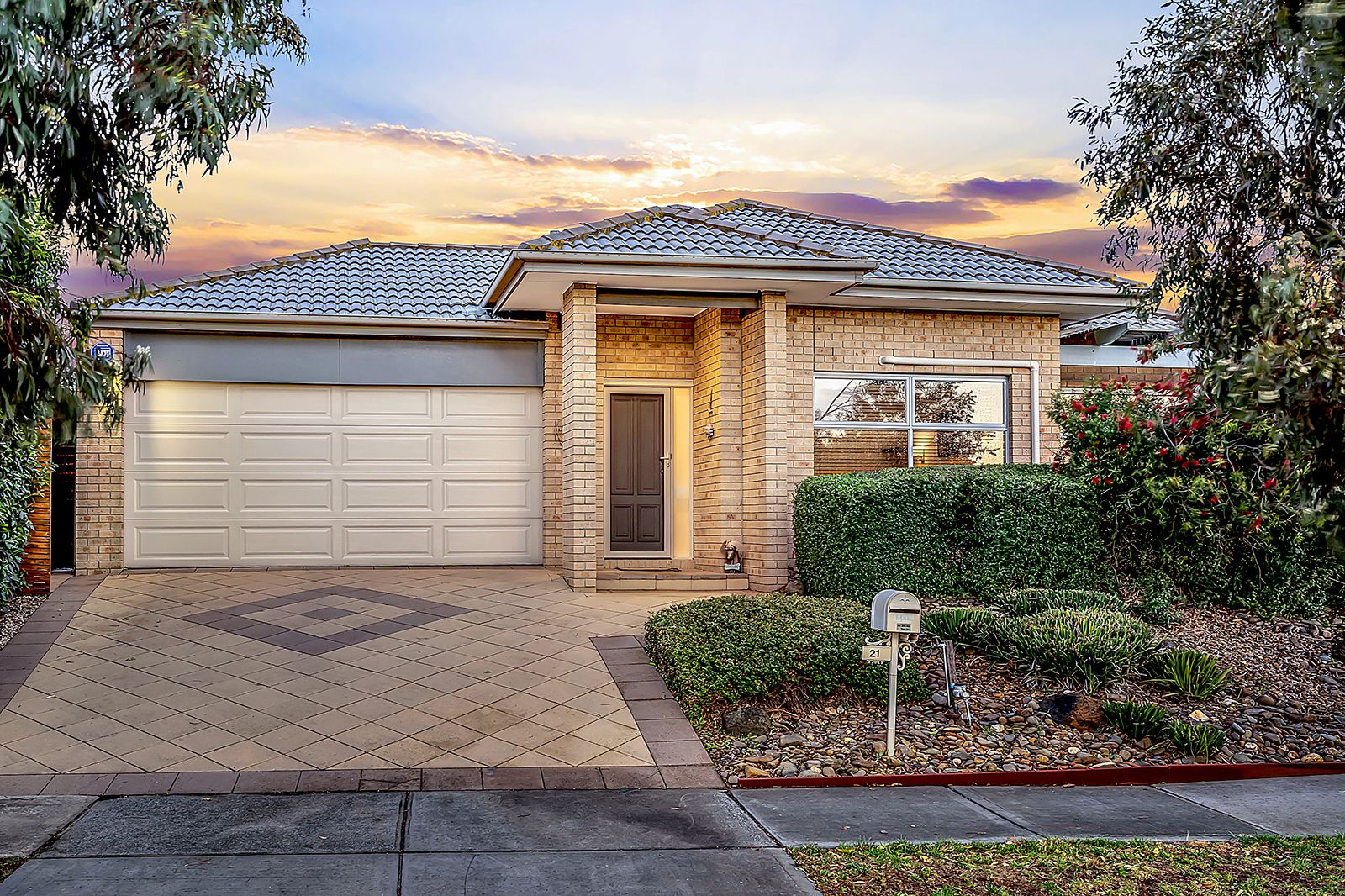 21 Cascade Terrace, Craigieburn, VIC 3064