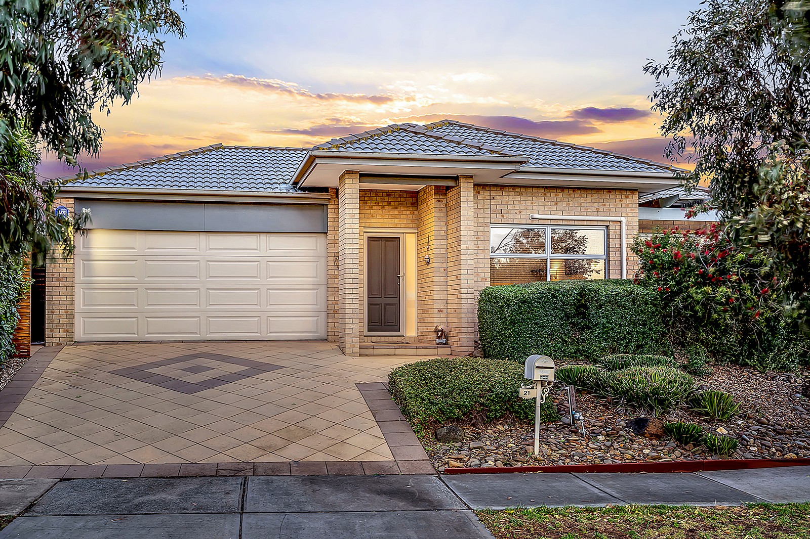 21 Cascade Terrace, Craigieburn, VIC 3064
