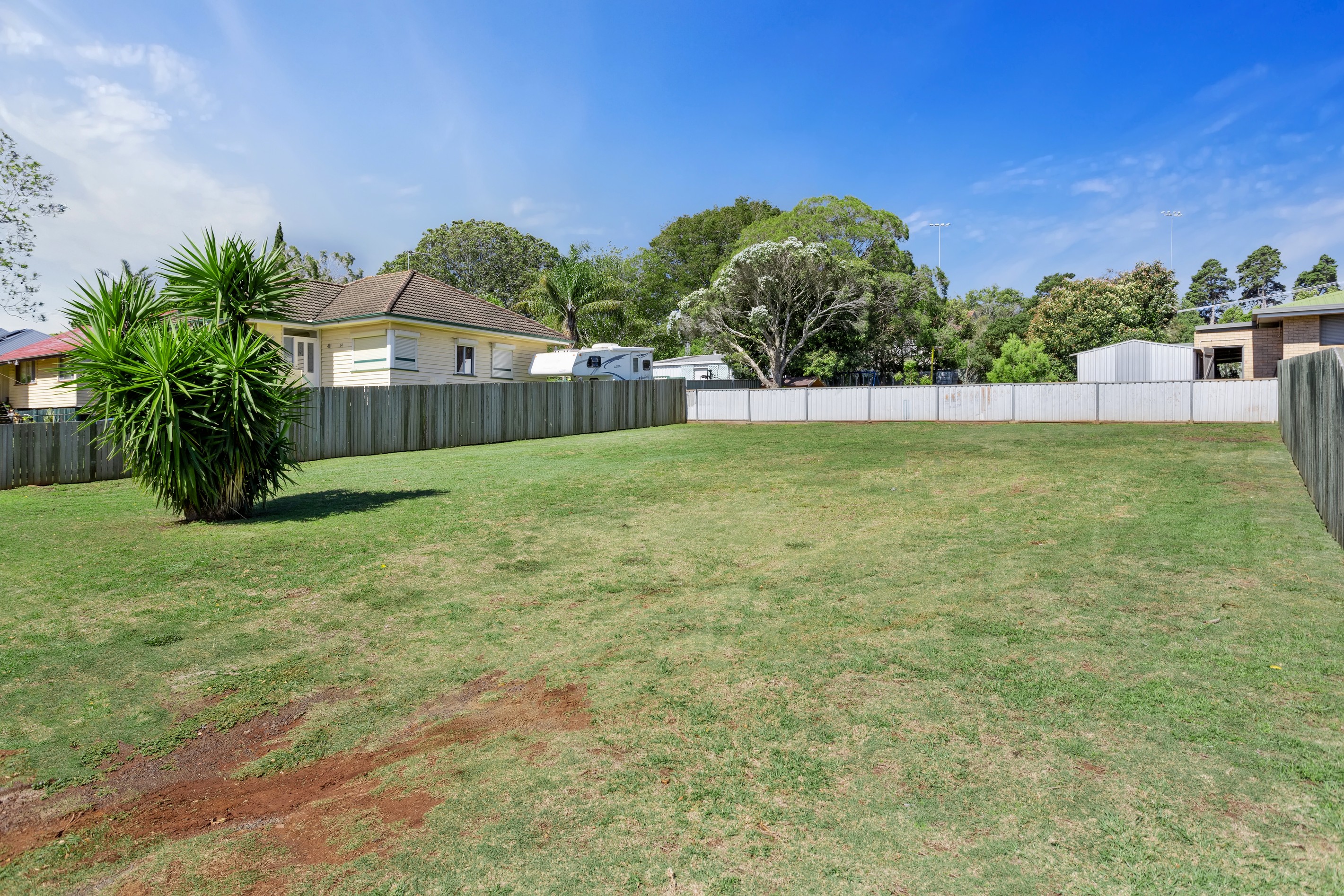 16 Yeates Street, Harlaxton, QLD 4350