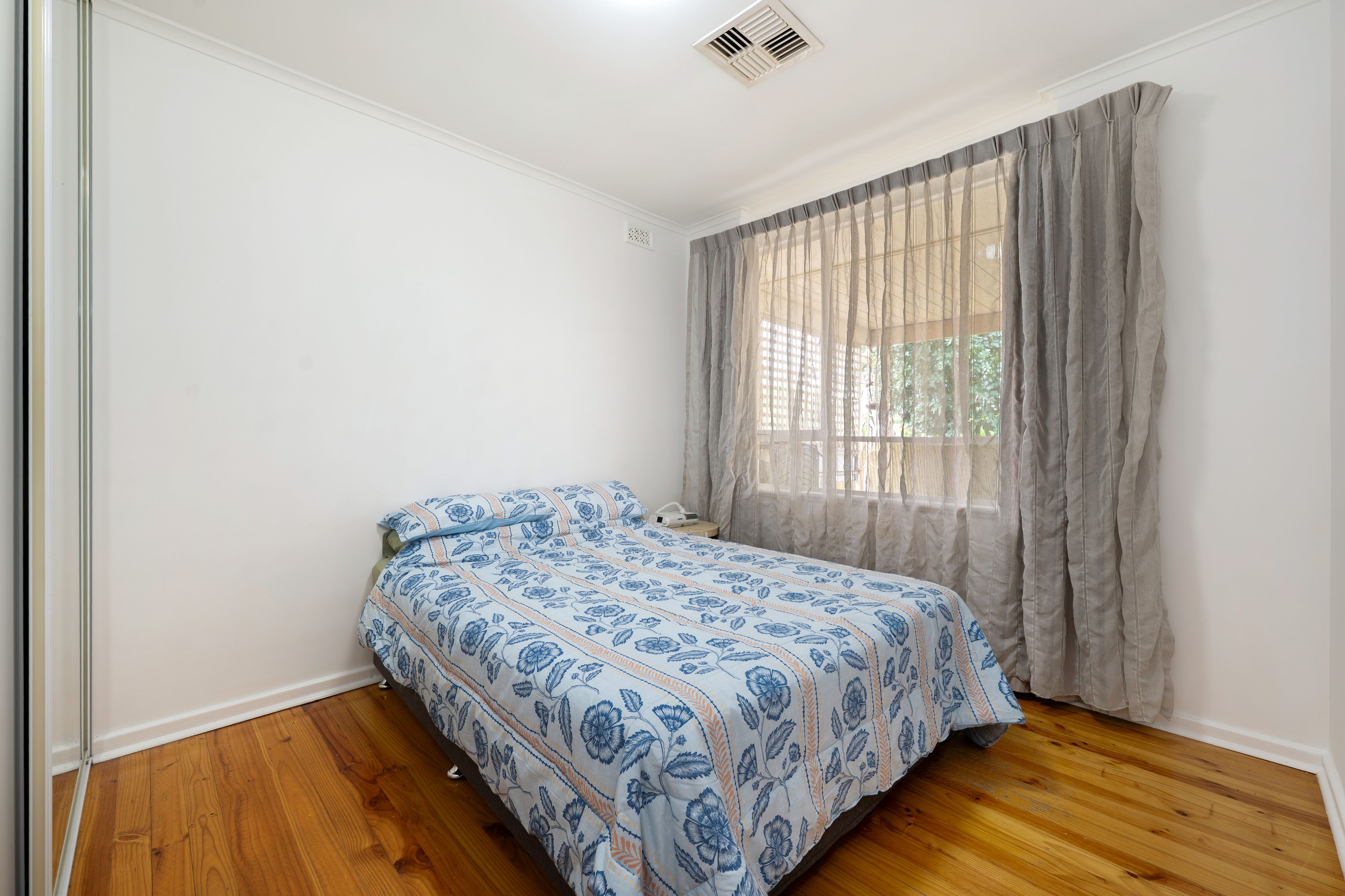 13 Bolton Road — photo 8 of 14