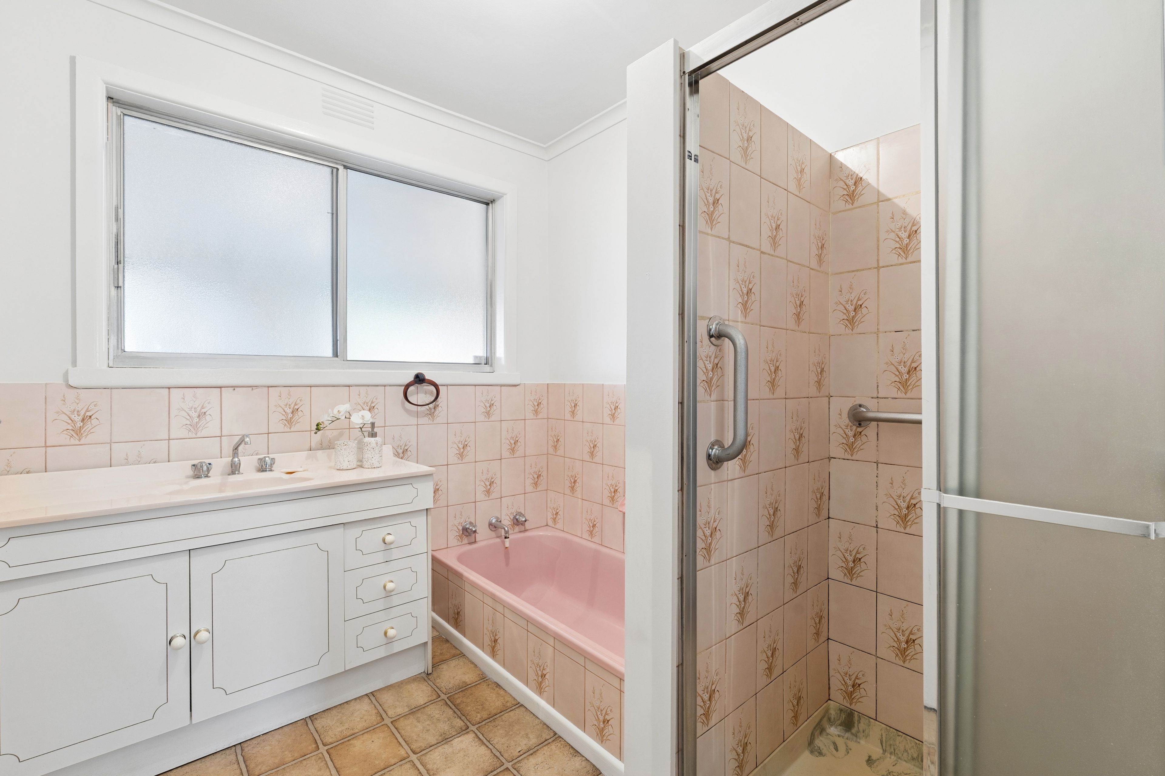 20 Henderson Street — photo 9 of 12