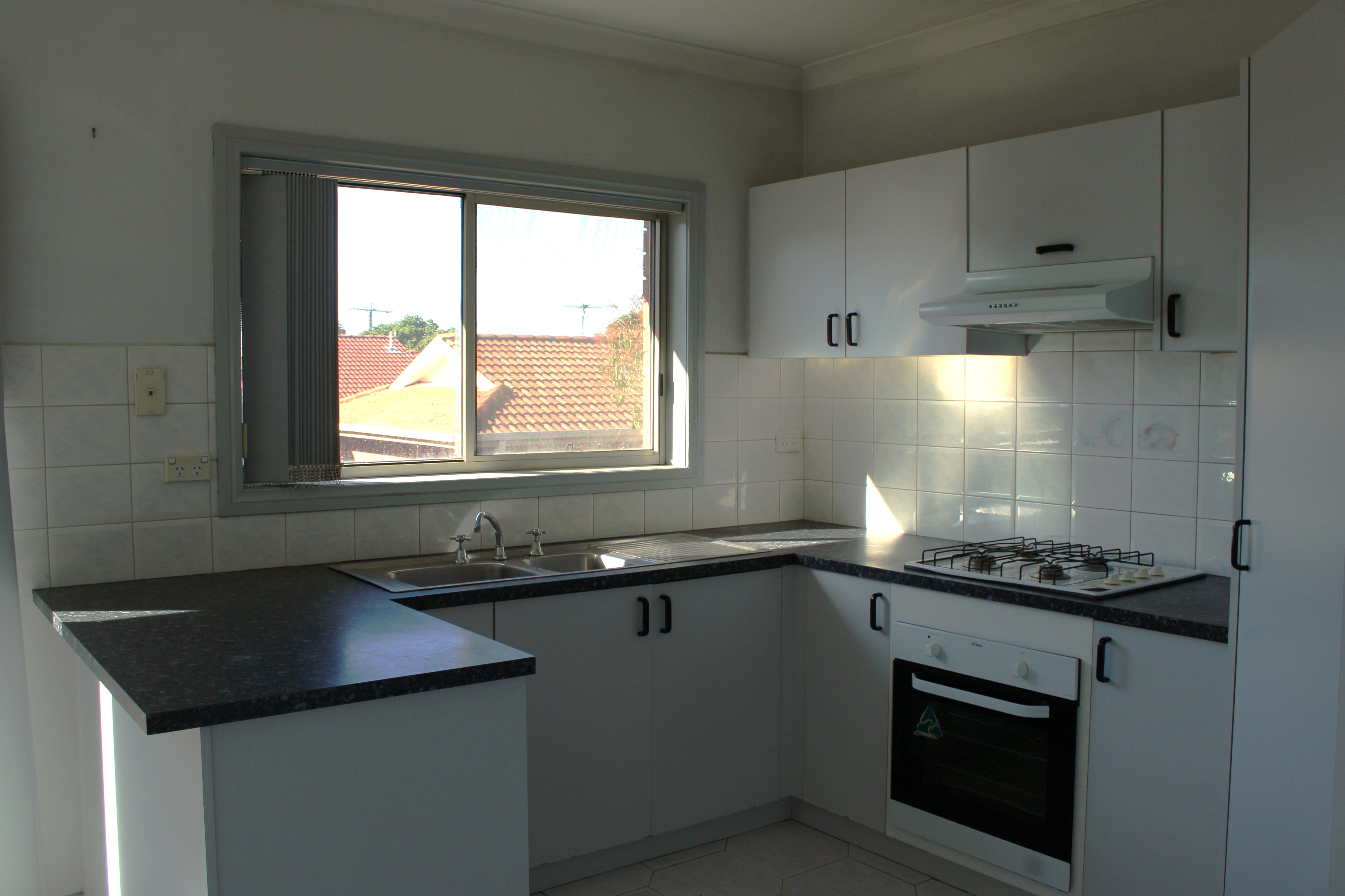 2/76C Purinuan Road — photo 5 of 13