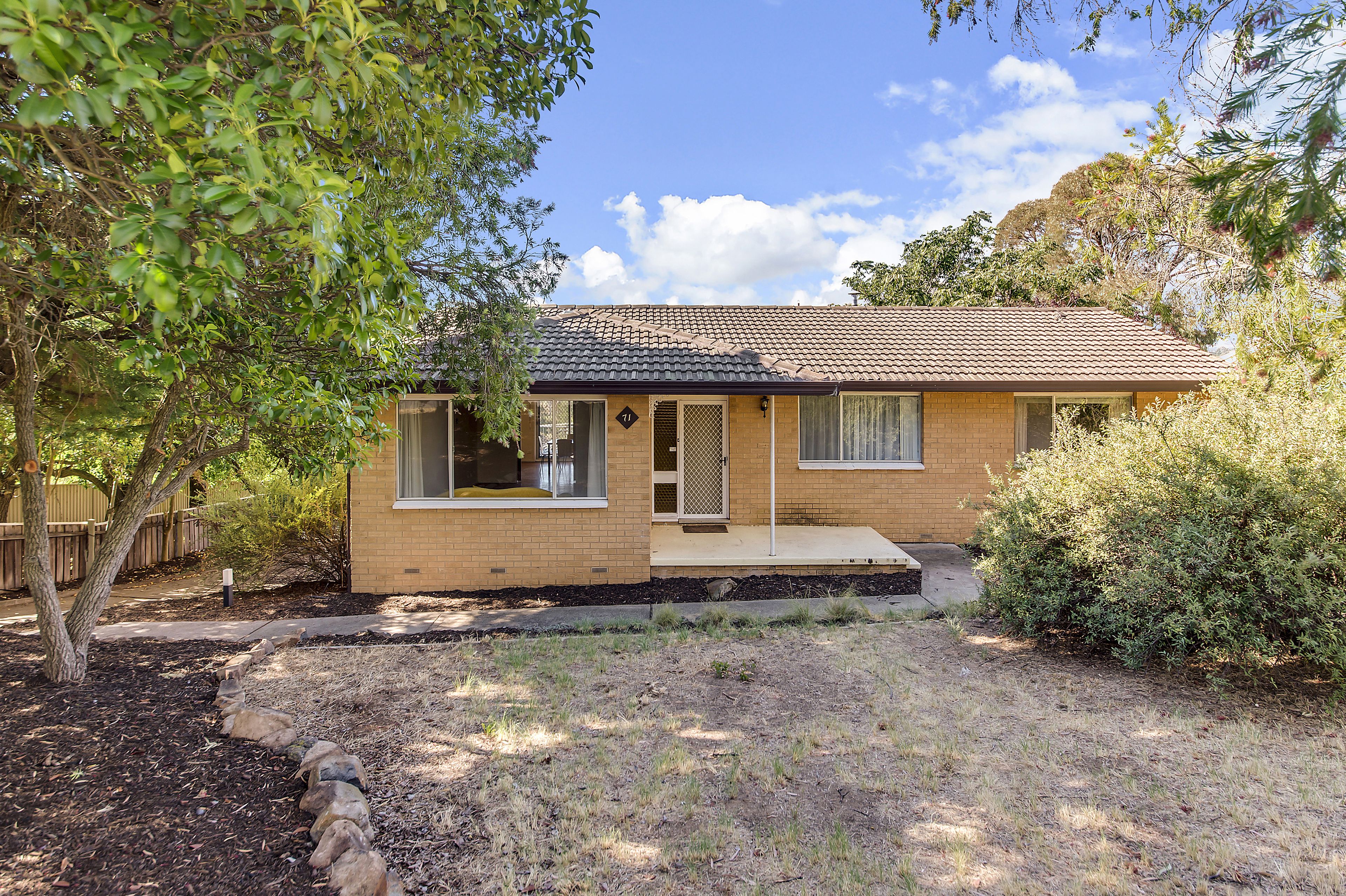 71 Denny Street, Latham, ACT 2615