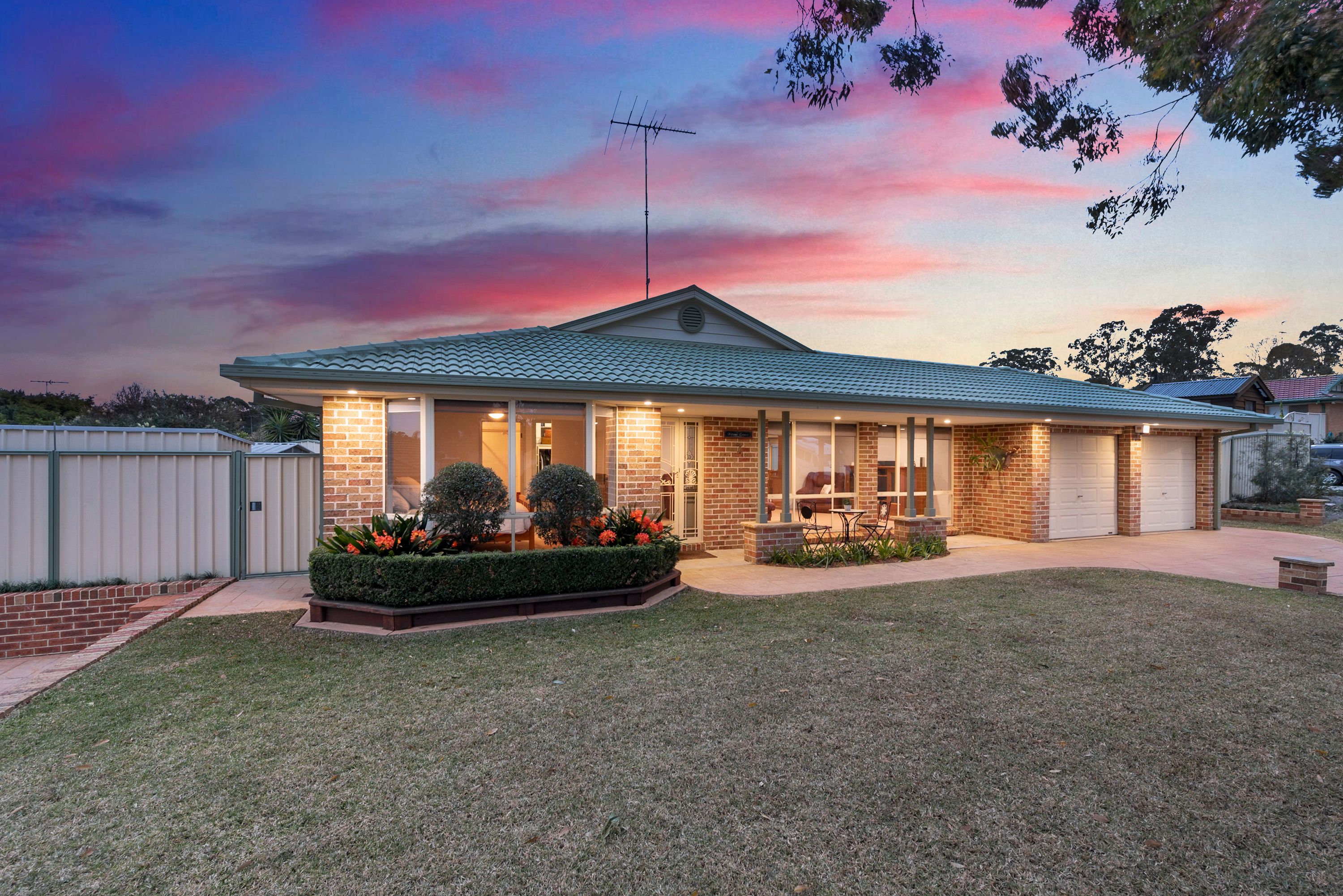 36 Wisdom Street, Currans Hill, NSW 2567
