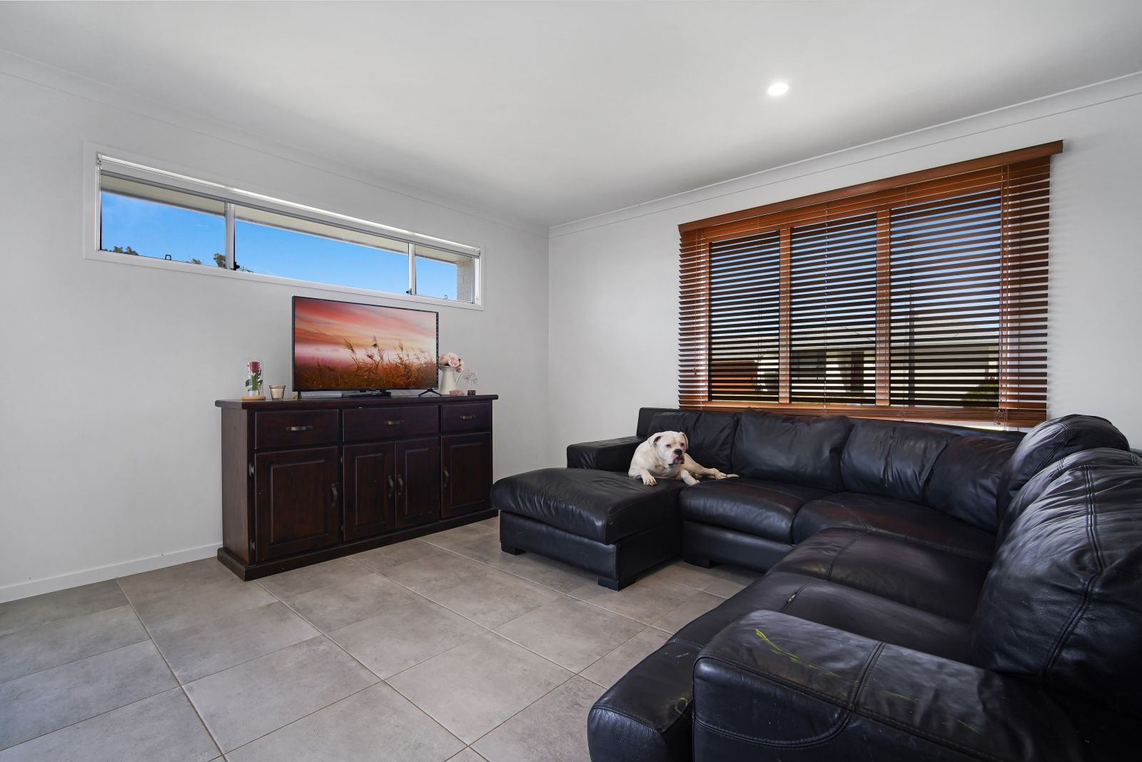 48 Flametree Circuit, Arundel, QLD 4214