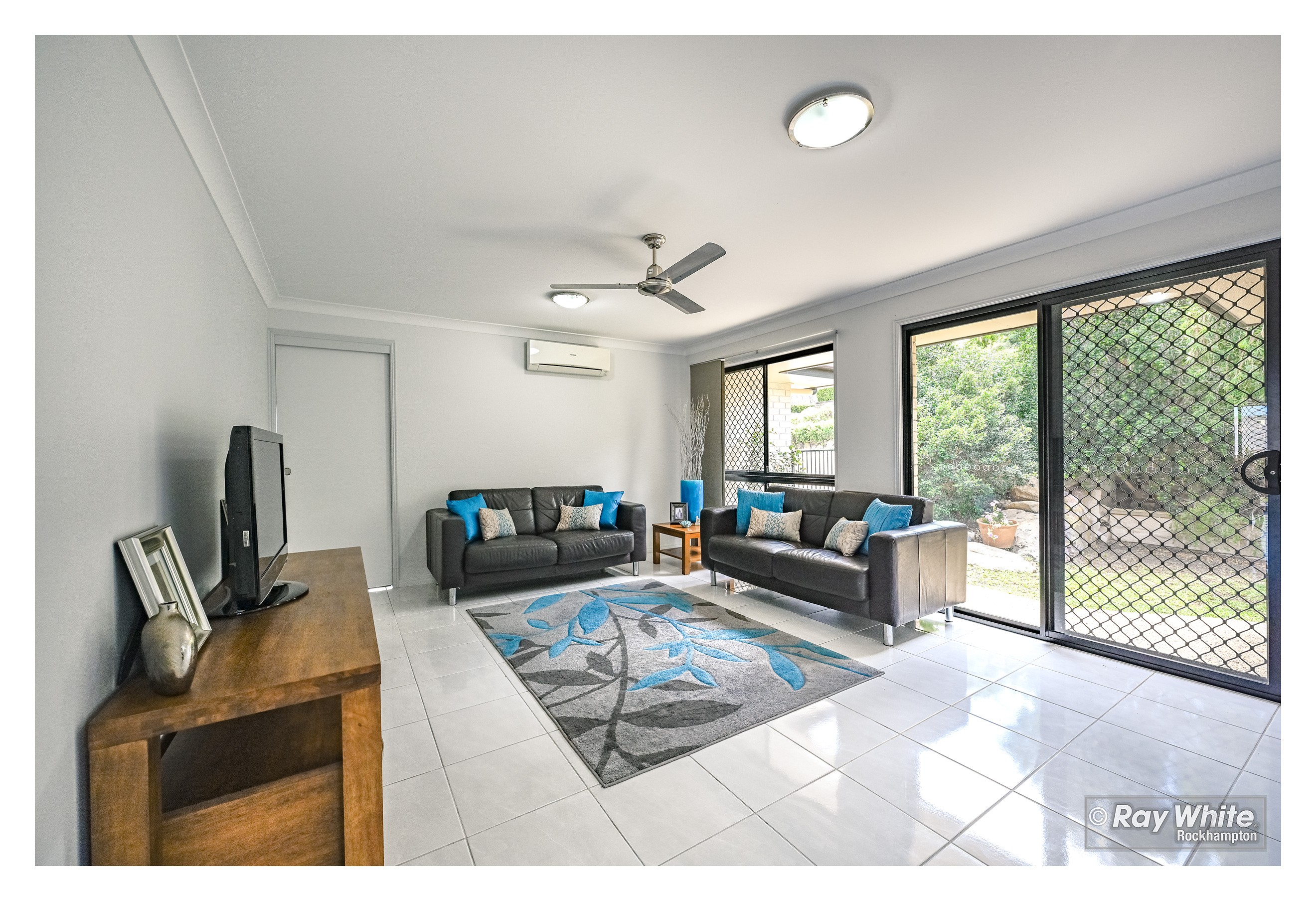 15 Laird Avenue, Norman Gardens, QLD 4701