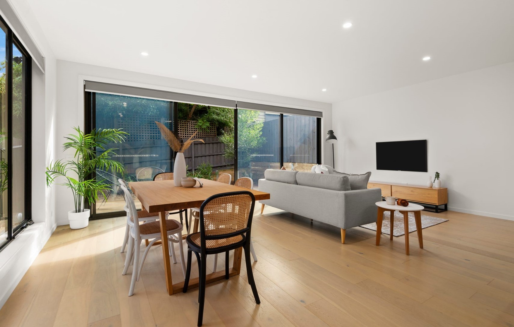 3/16 Mccubbin Street, Burwood, VIC 3125