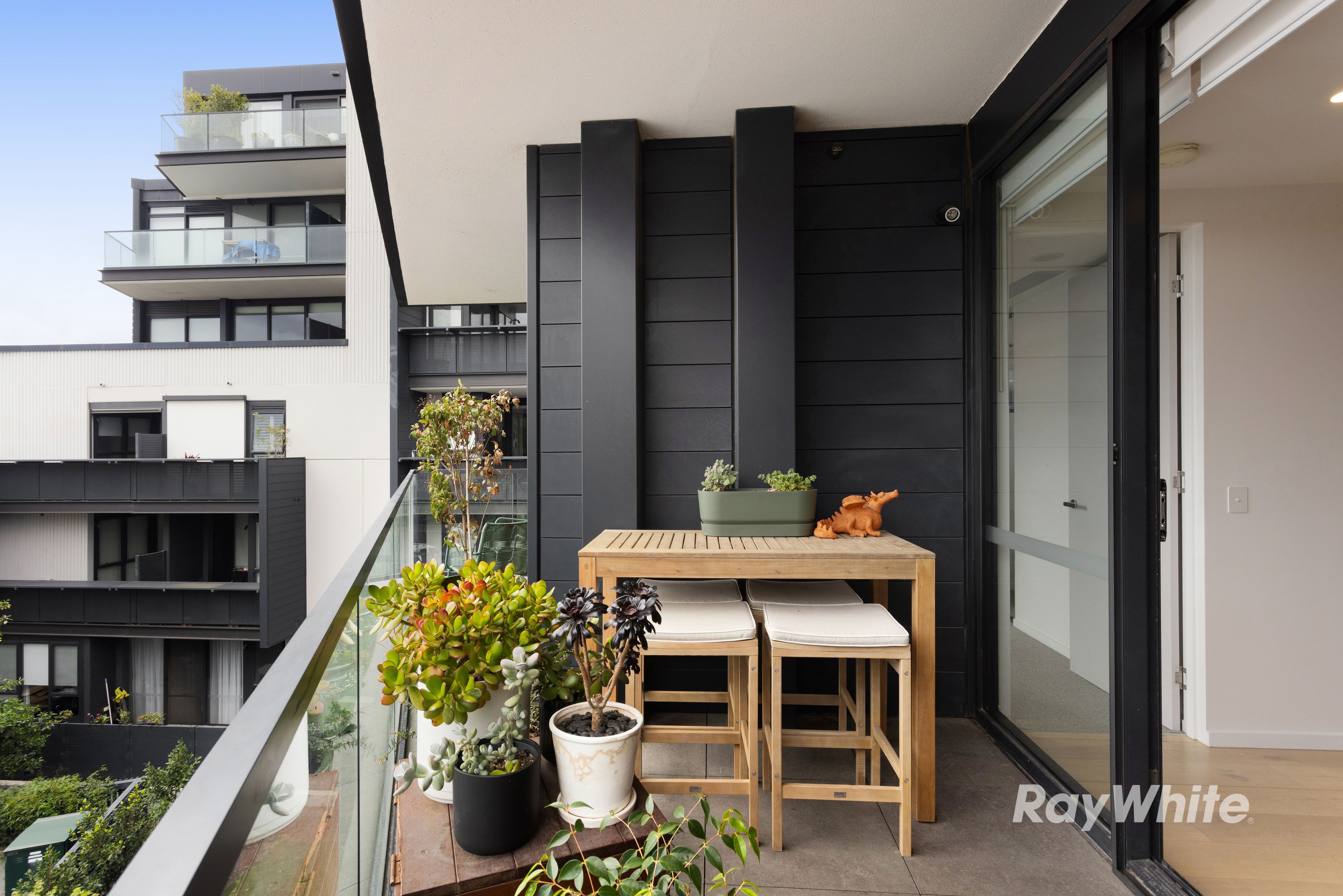 221/1242 Glen Huntly Road — photo 8 of 10